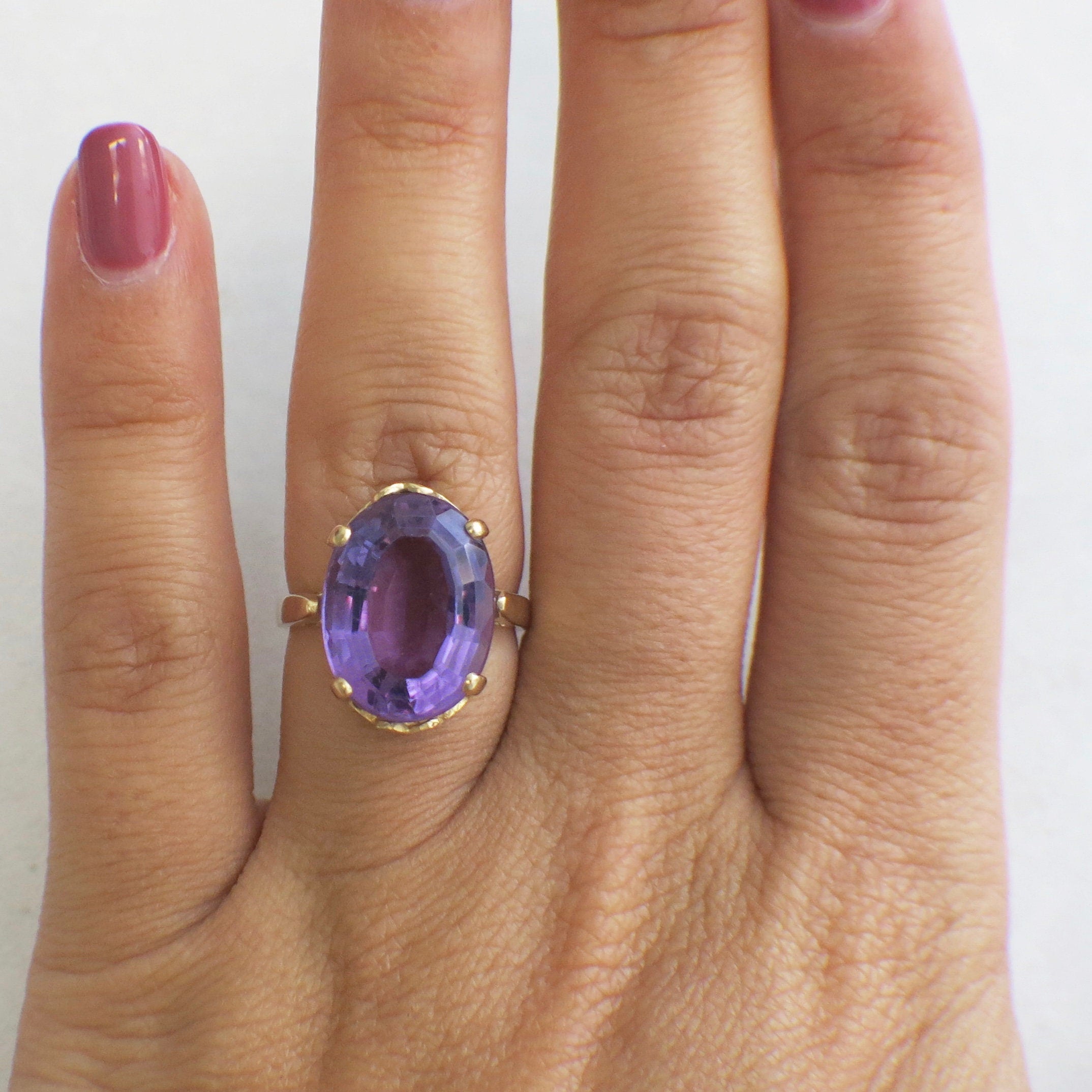 Large Oval Amethyst Cocktail Ring – 14K Yellow Gold Vintage Statement, Size 5.5 - Black Market LLC