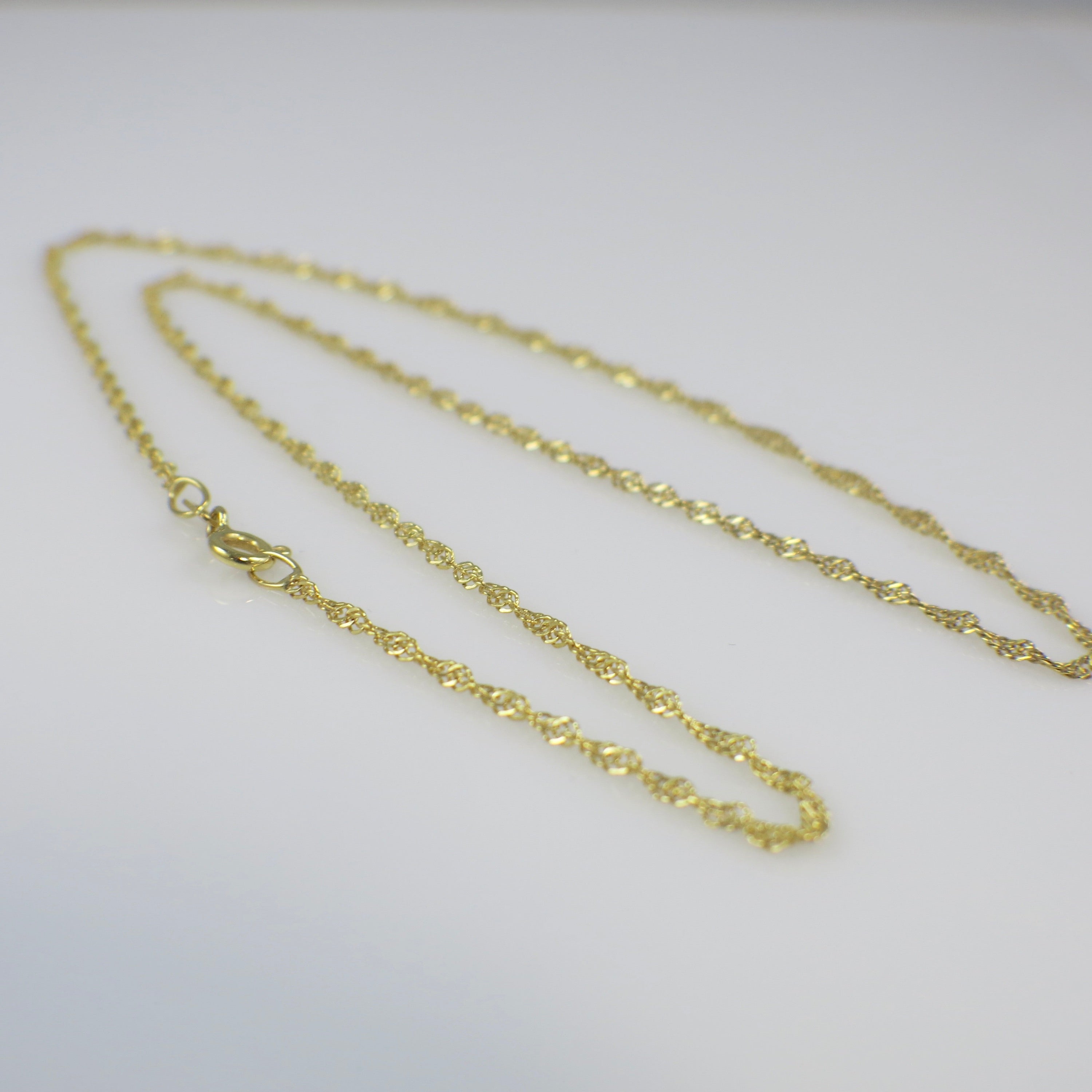 14K Yellow Gold Diamond Cut Singapore Chain – 18 Inch 1.86mm Solid Gold Necklace