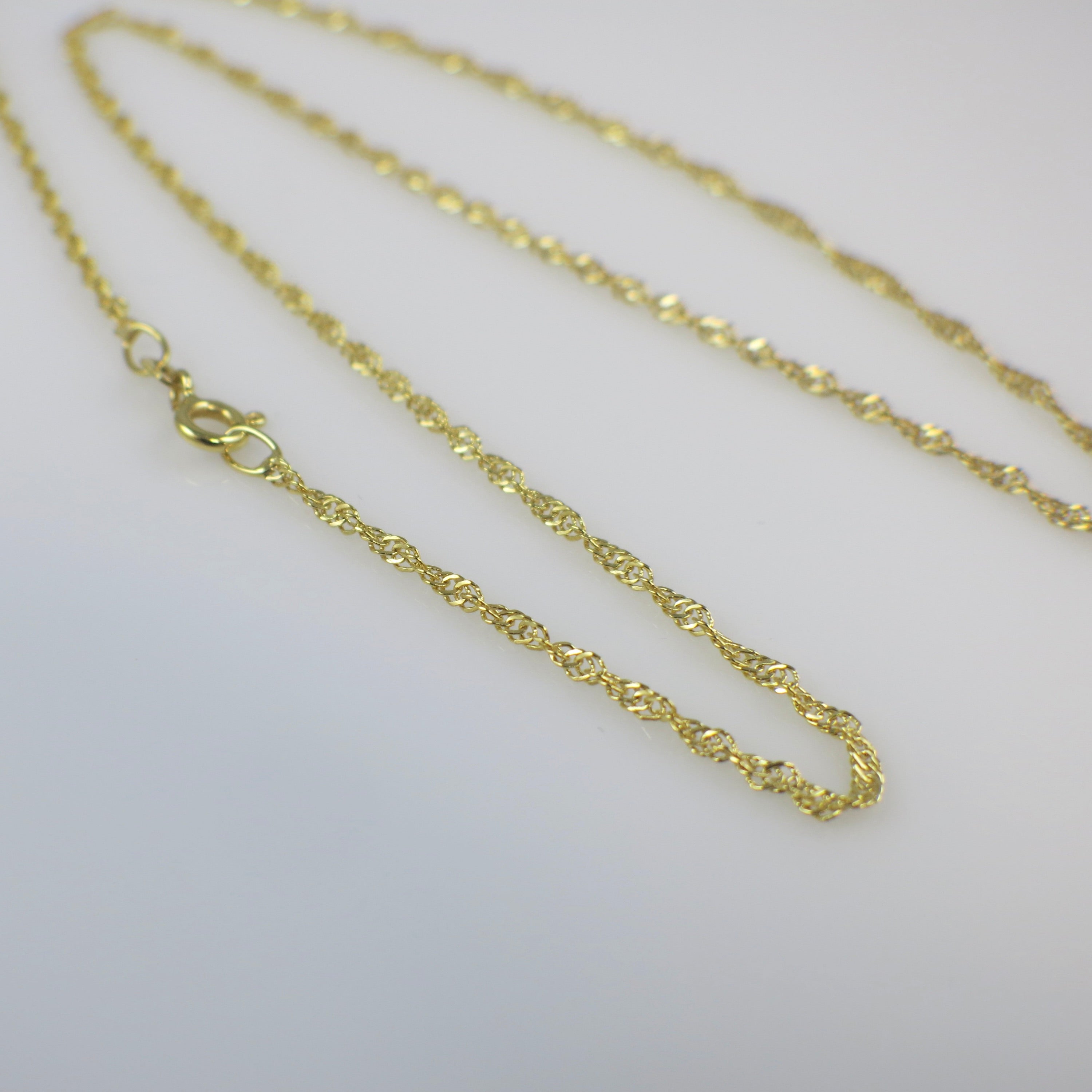 14K Yellow Gold Diamond Cut Singapore Chain – 18 Inch 1.86mm Solid Gold Necklace