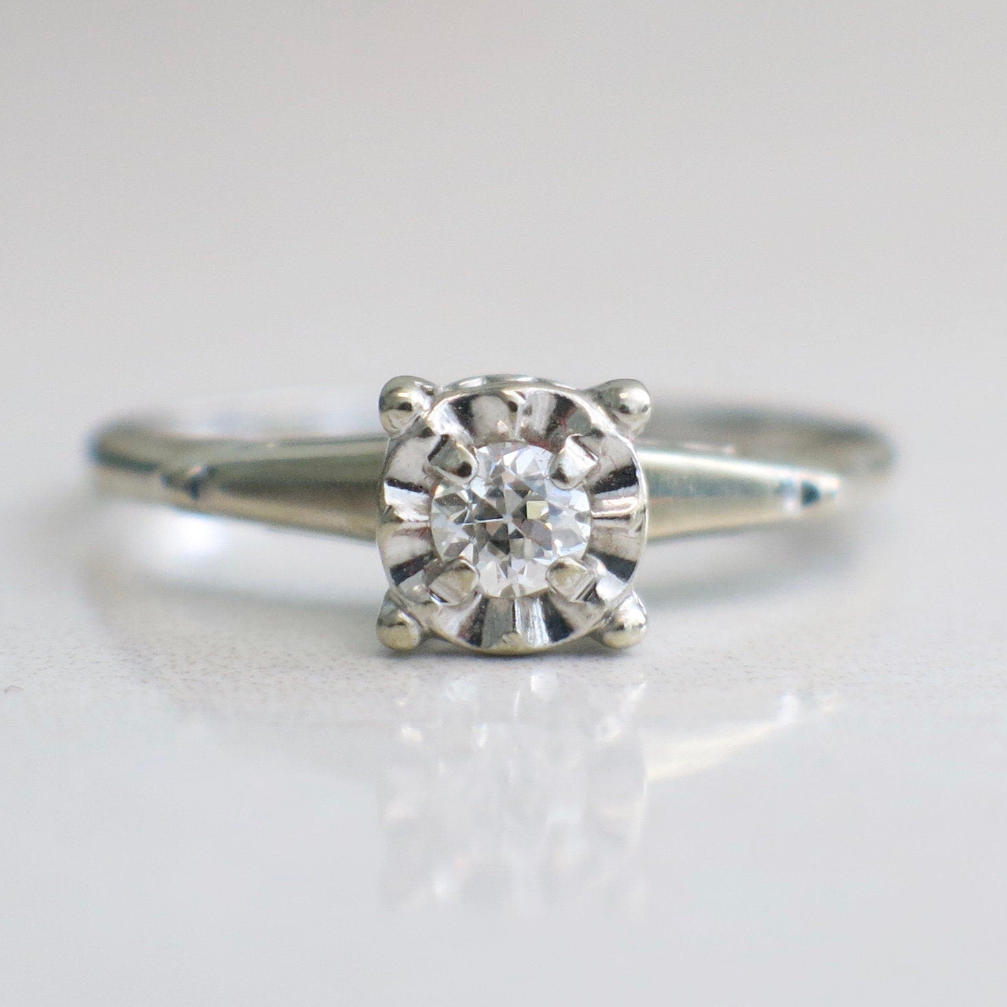 14K White Gold Diamond Solitaire Engagement Ring | Floral Illusion Setting Size 8 - Black Market LLC