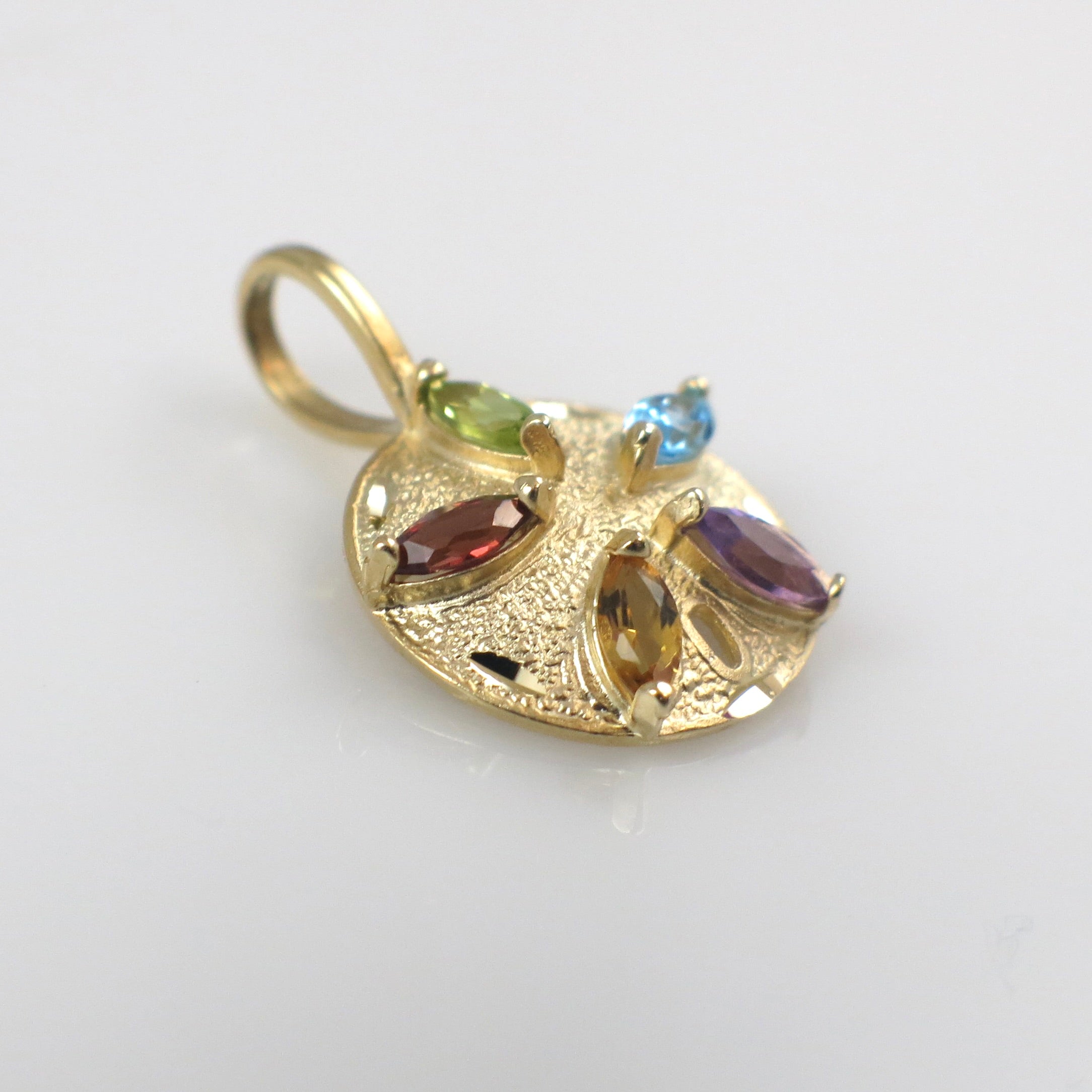 Vintage 14K Yellow Gold Natural Gemstones Sand Dollar Pendant Necklace