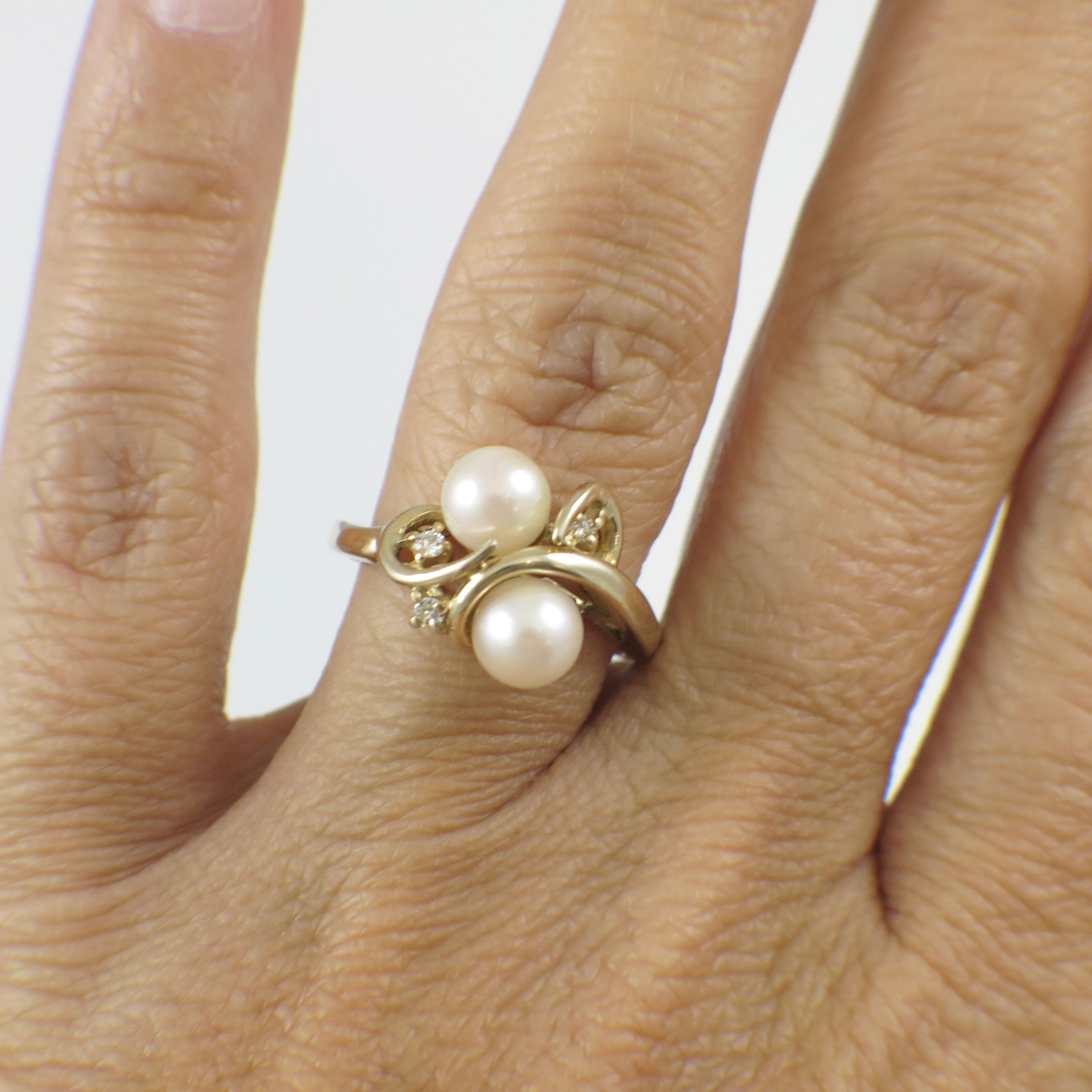 Vintage 14K Yellow Gold Pearl Diamond Bypass Ring