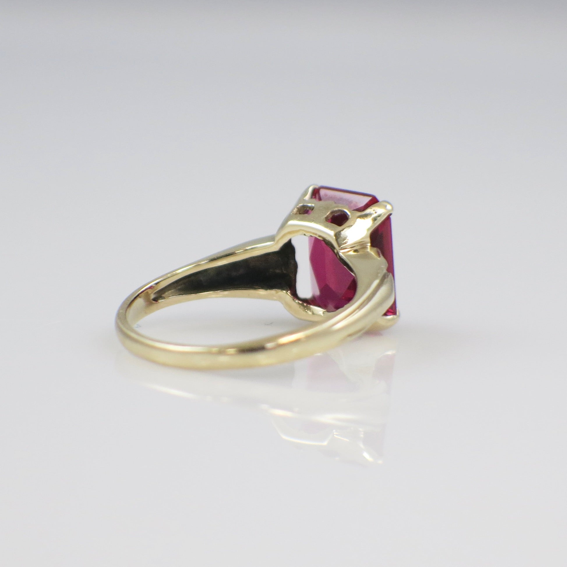 10K Yellow Gold Emerald Cut Synthetic Ruby Statement Ring – Size 5.25