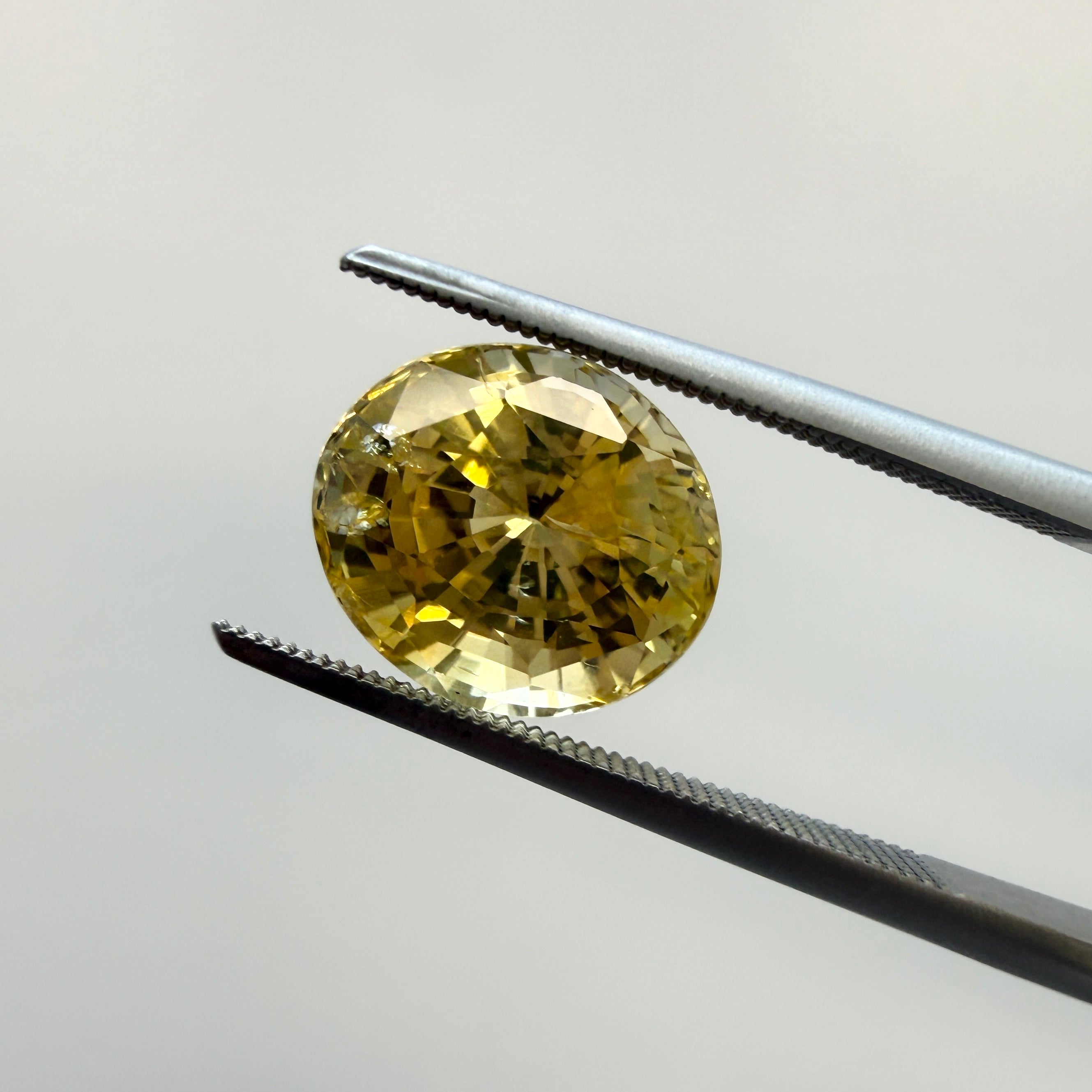 Oval GIA Yellow Sapphire gemstone, 4.10ct heated natural yellow sapphire, 9.77x8.56mm, gemstone from Black Market LLC