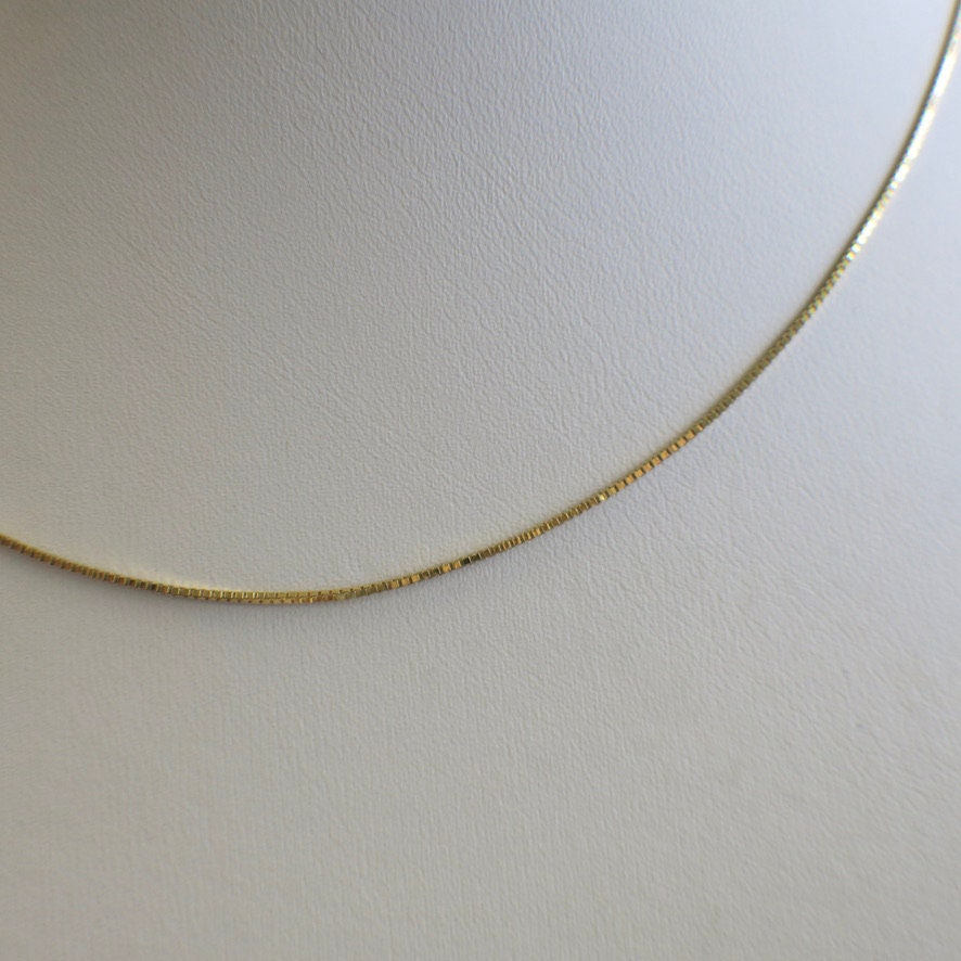 14K Yellow Gold Box Chain Necklace – 18 Inch, 0.8 mm Dainty Fine Chain - Black Market LLC