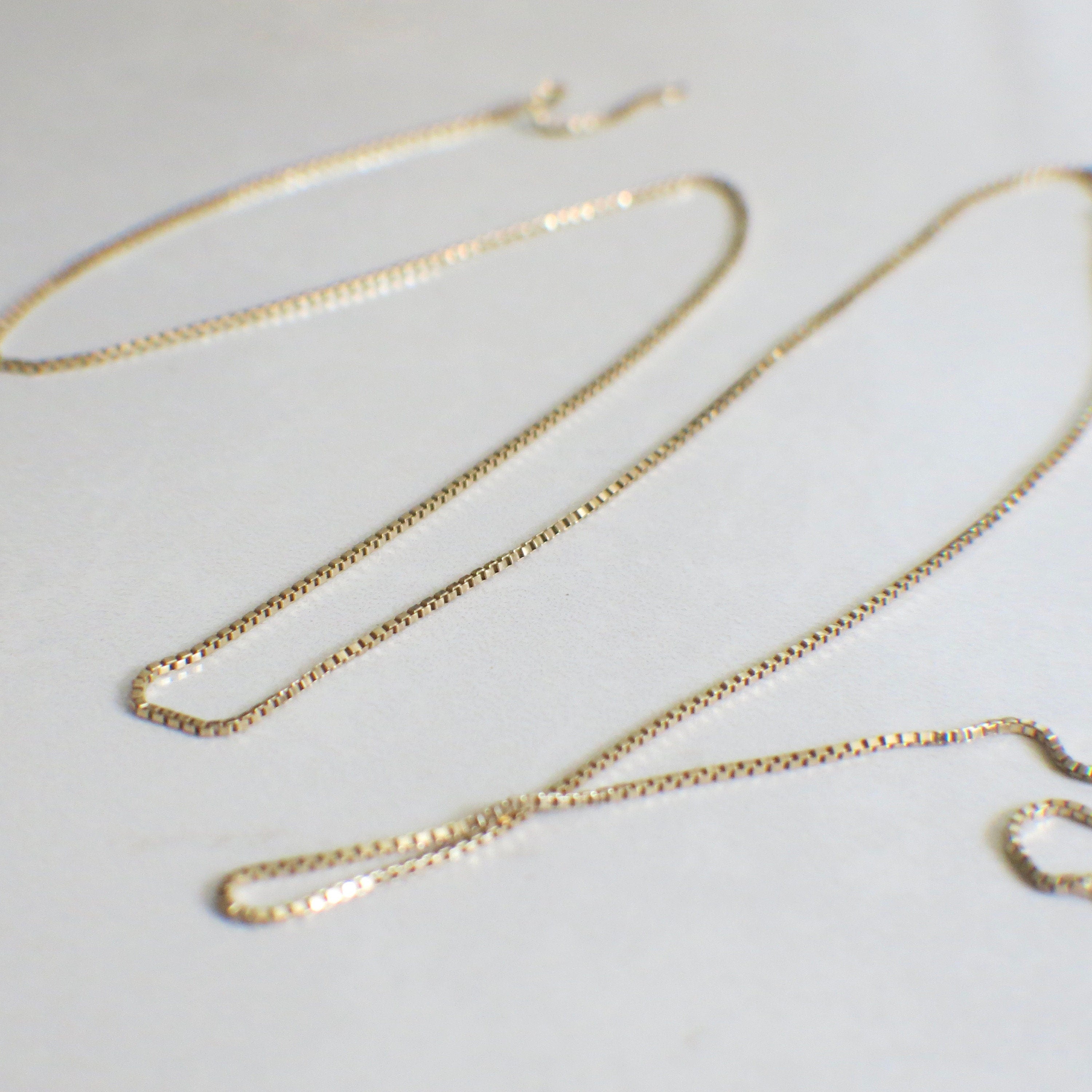 14K Yellow Gold Extra Long Box Chain Necklace – 26 Inch, 1 mm, 4.2 g - Black Market LLC