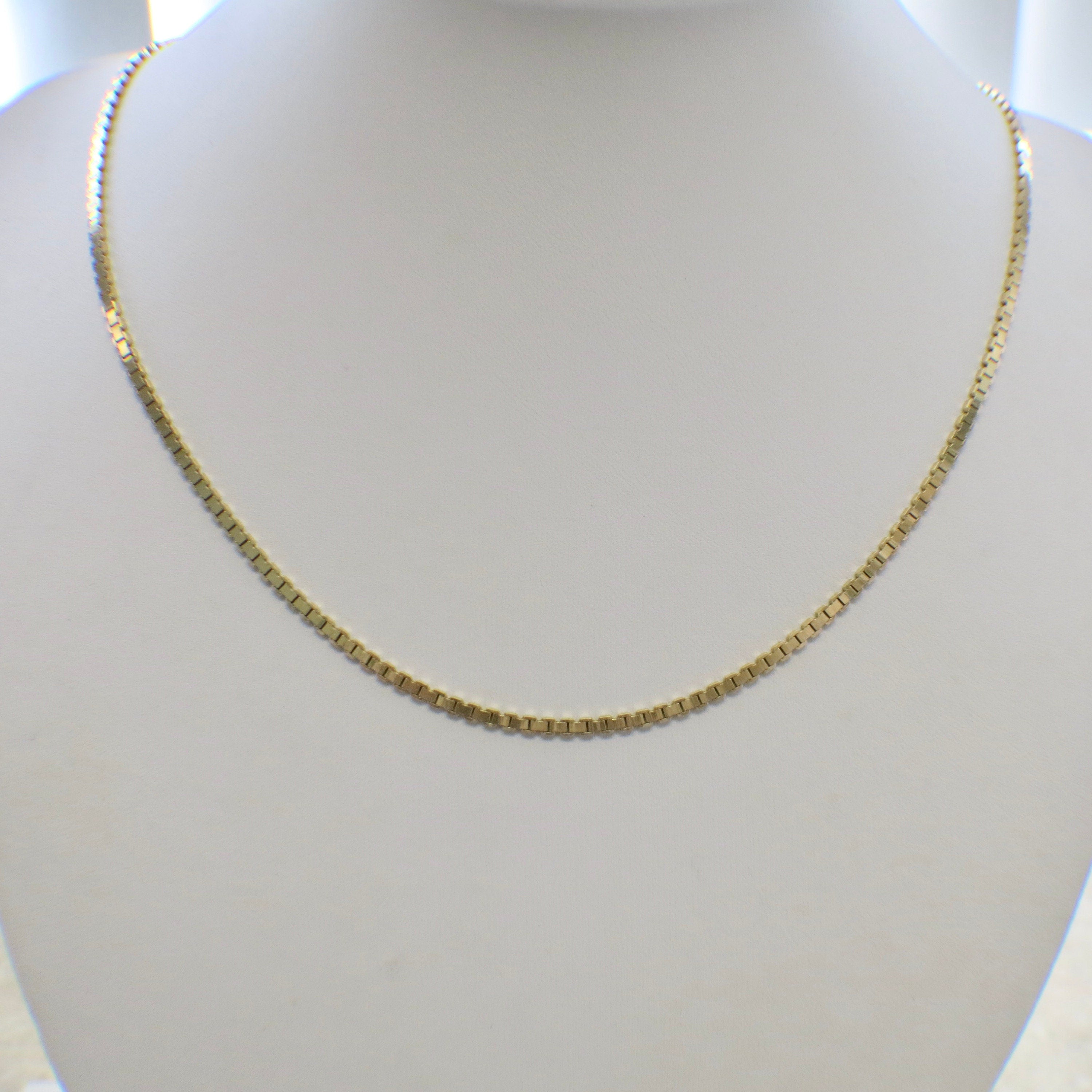 14K Yellow Gold Flat Box Chain Necklace | 20 Inch, 2.5 mm Wide, 13g Vintage Unisex - Black Market LLC