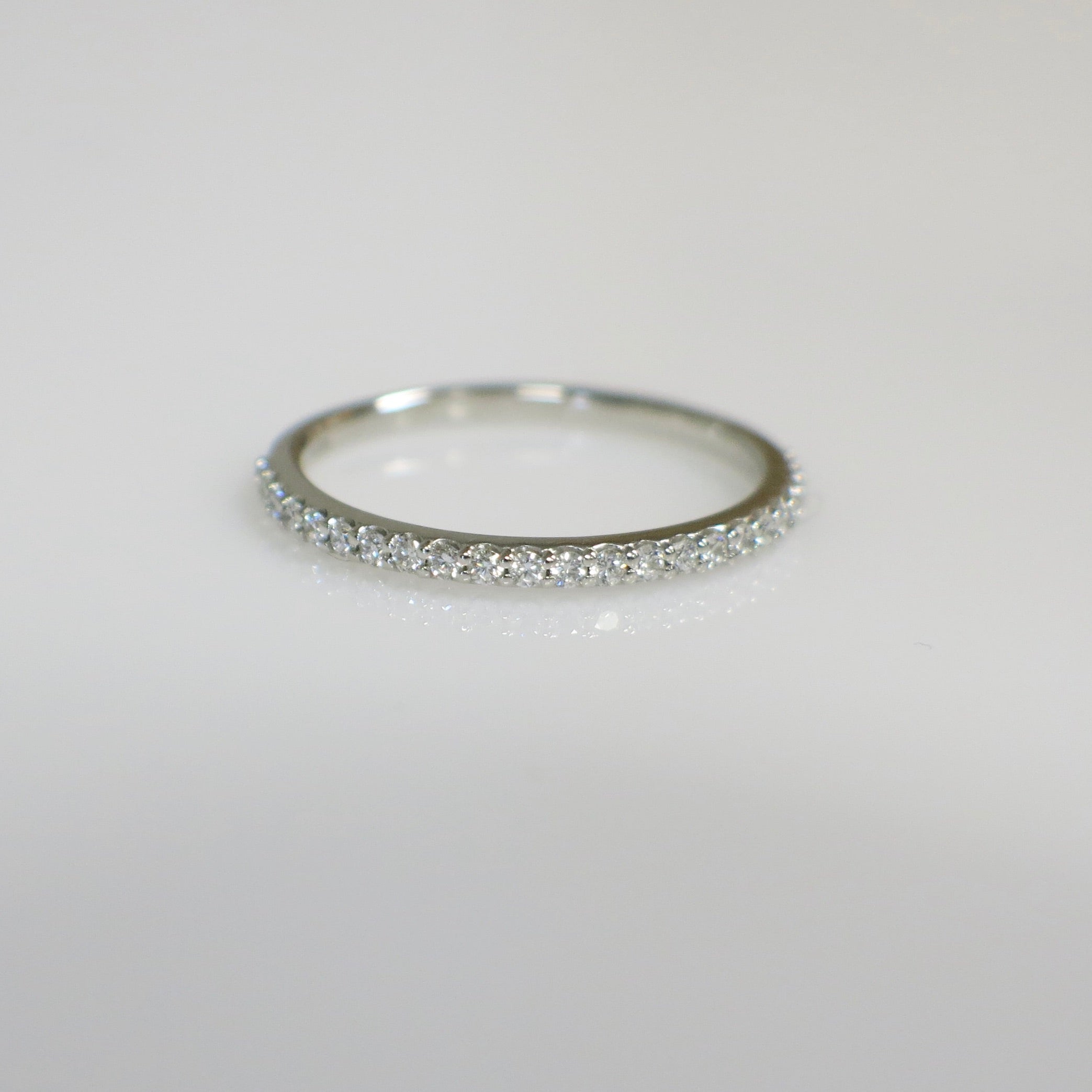 14K White Gold Diamond Anniversary Band .23 CTW SI2 G – Size 7.25 - Black Market LLC