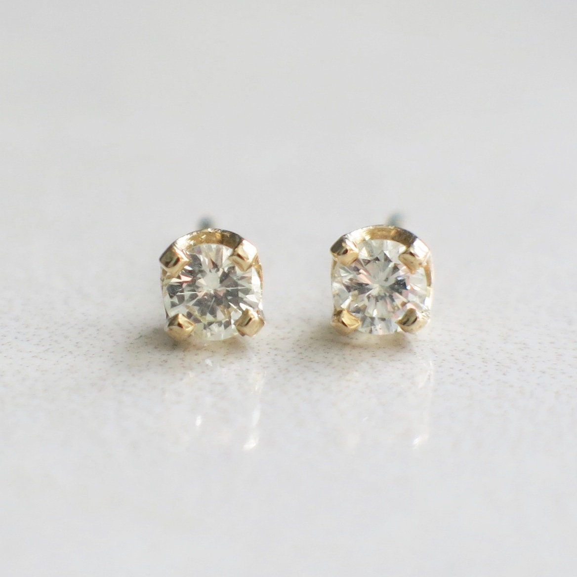 0.20ct Diamond Stud Earrings | 14K Yellow Gold Round Brilliant - Black Market LLC