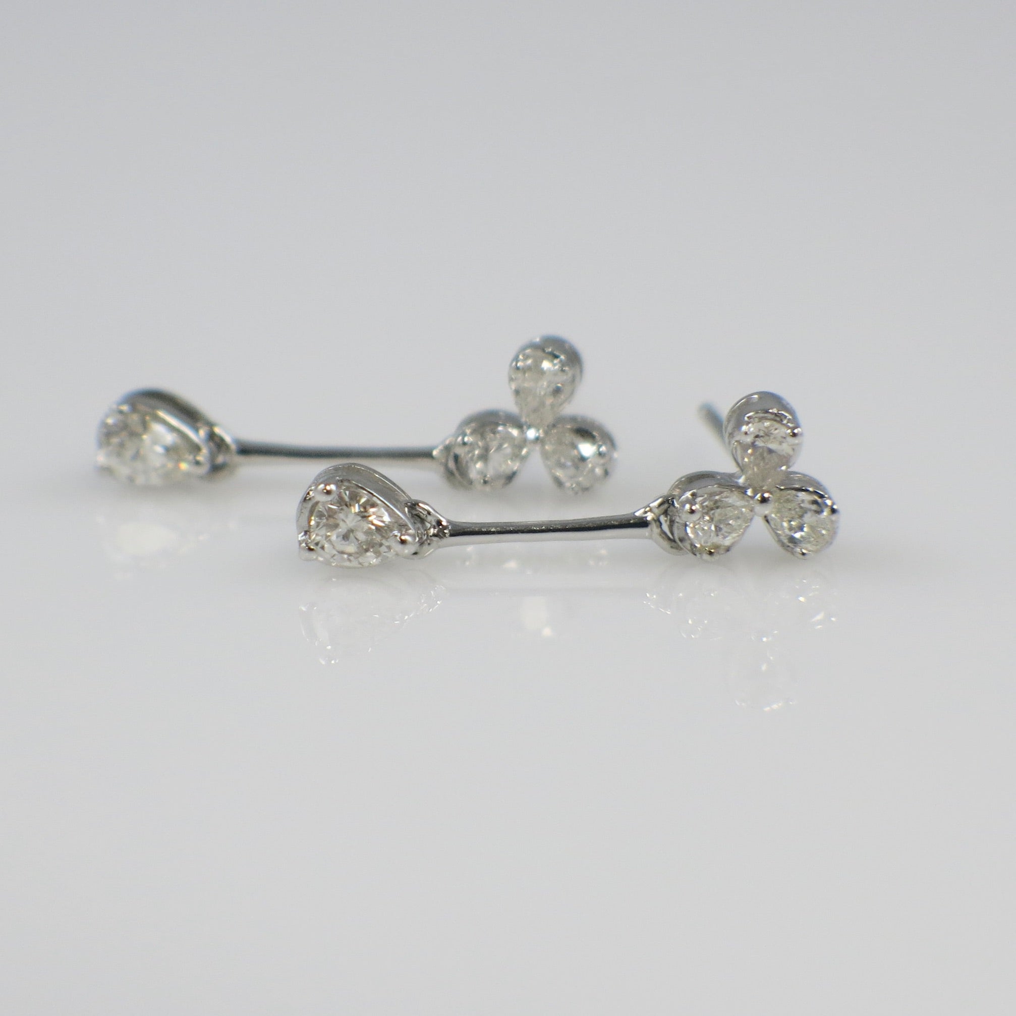 14K White Gold Diamond Drop Earrings (.54ctw Pear Cut SI2 G–H Diamonds, 3/4 Inch Dangle) - Black Market LLC