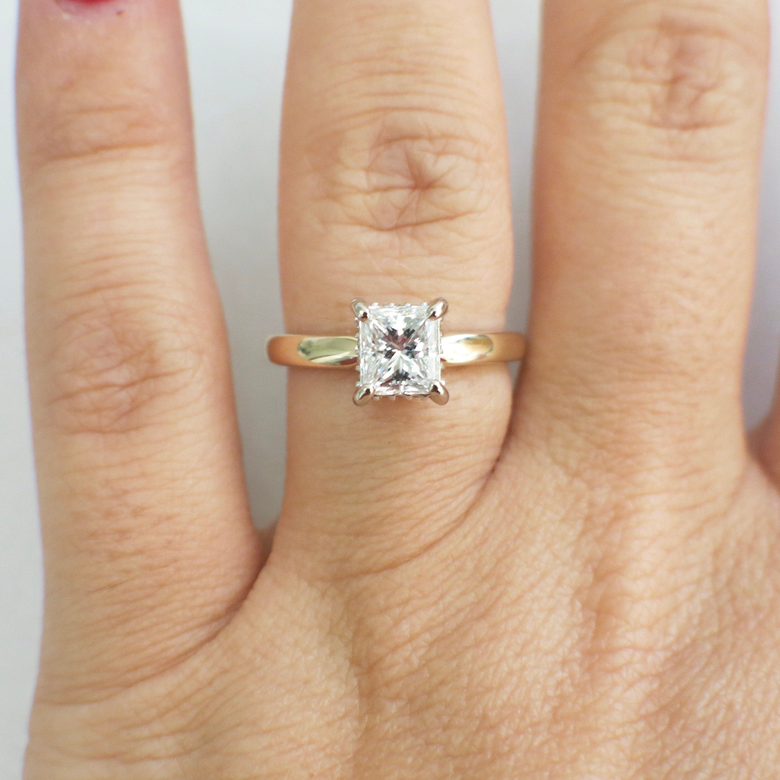 GIA 1.00ct Rectangular Emerald Modified Brilliant Diamond Engagement Ring | 14K Two-Tone Gold Solitaire with Accents Size 6 - Black Market LLC