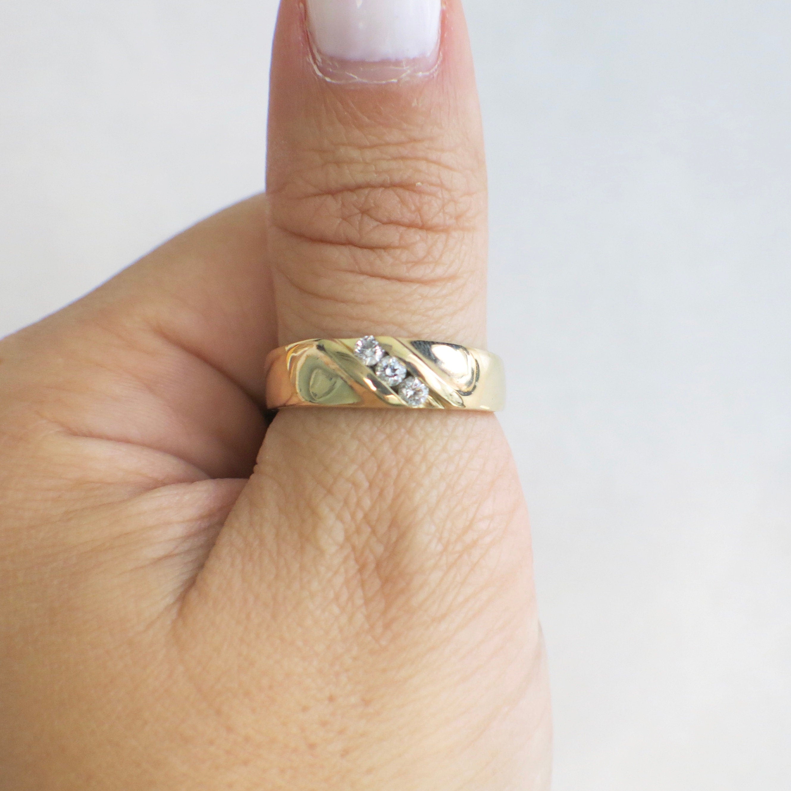 Men’s 14K Yellow Gold Diamond Band | Three Stone Channel Set Ring Size 9 - Black Market LLC