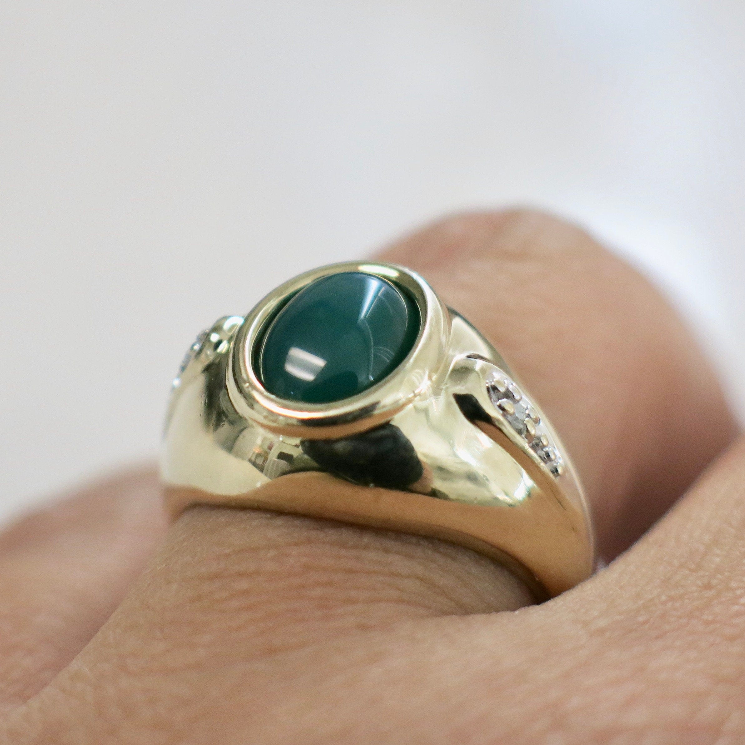 14K Yellow Gold Chrysoprase Cabochon Ring with Diamond Accents – Size 6 - Black Market LLC