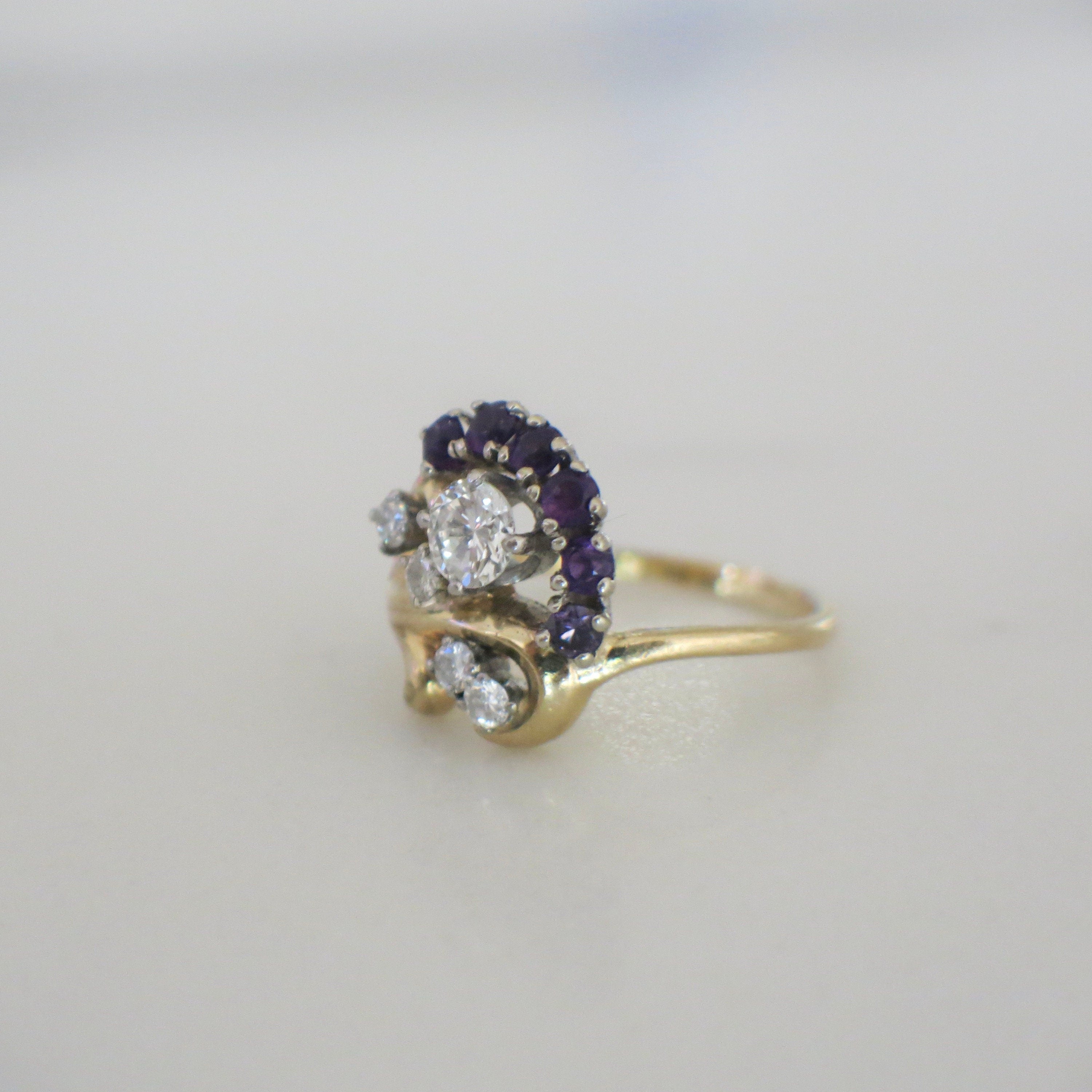 14K Yellow Gold Diamond and Amethyst Cluster Ring – Vintage Scroll Design, Size 8 - Black Market LLC
