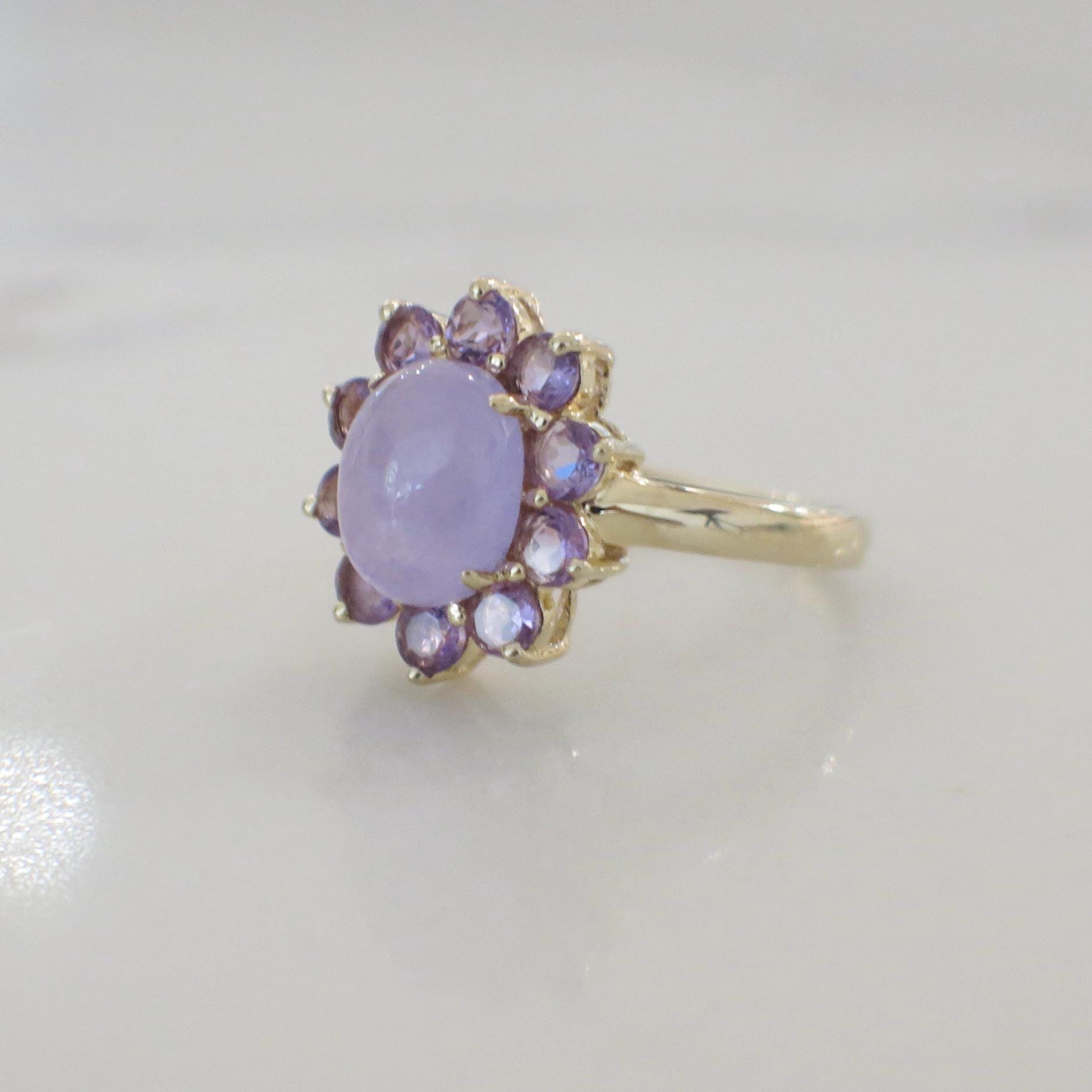Lavender Jade and Sapphire Floral Ring – 14K Yellow Gold Oval Cabochon, Size 7.25 - Black Market LLC