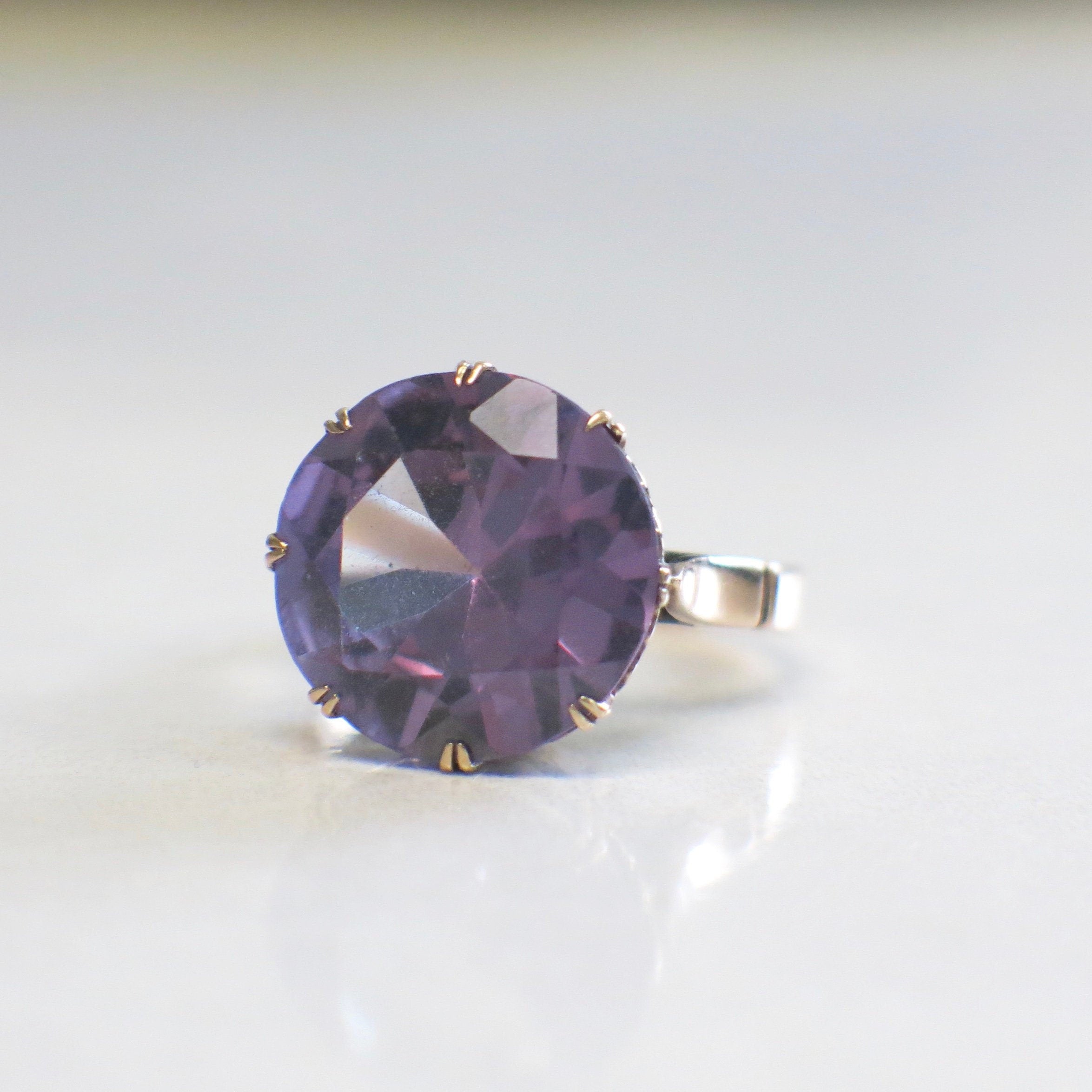 Vintage 14K Rose Gold Color Change Sapphire Ring – Purple-Blue Statement, Size 5.25 - Black Market LLC