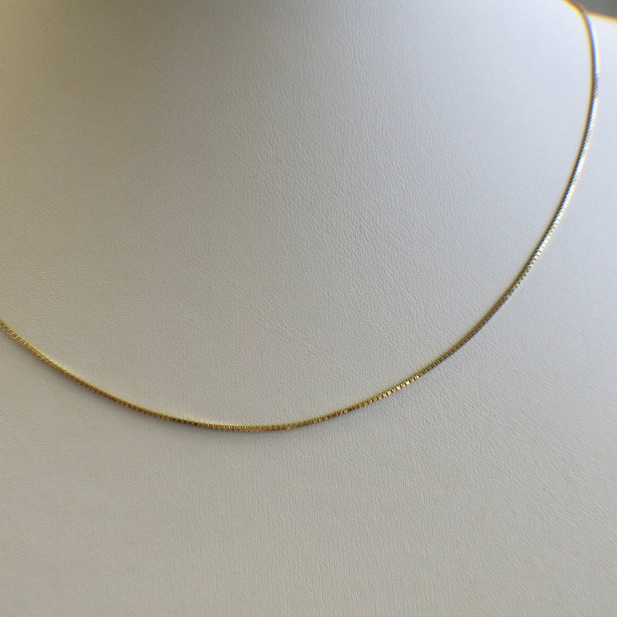 14K Yellow Gold Box Chain Necklace – 18 Inch, 0.8 mm Dainty Fine Chain - Black Market LLC