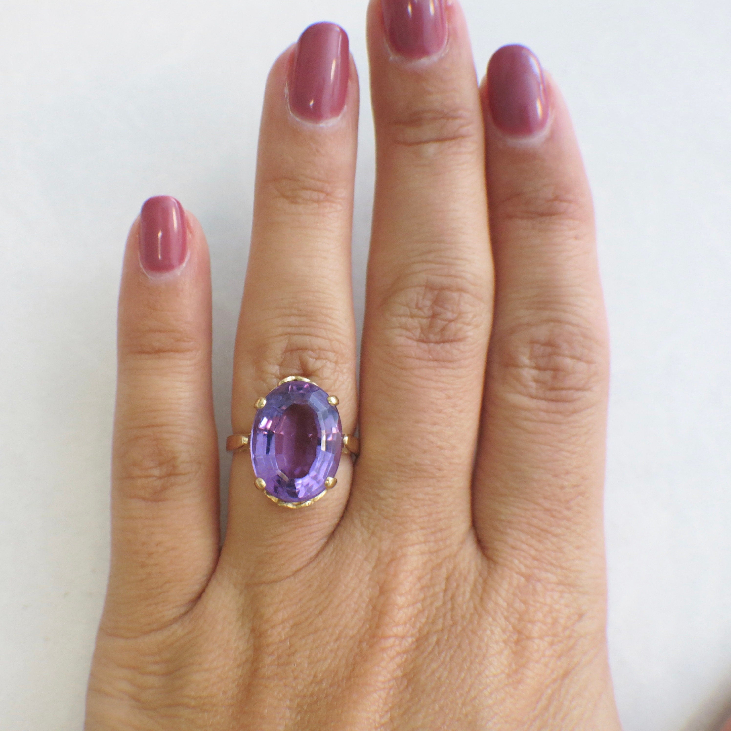 Large Oval Amethyst Cocktail Ring – 14K Yellow Gold Vintage Statement, Size 5.5 - Black Market LLC