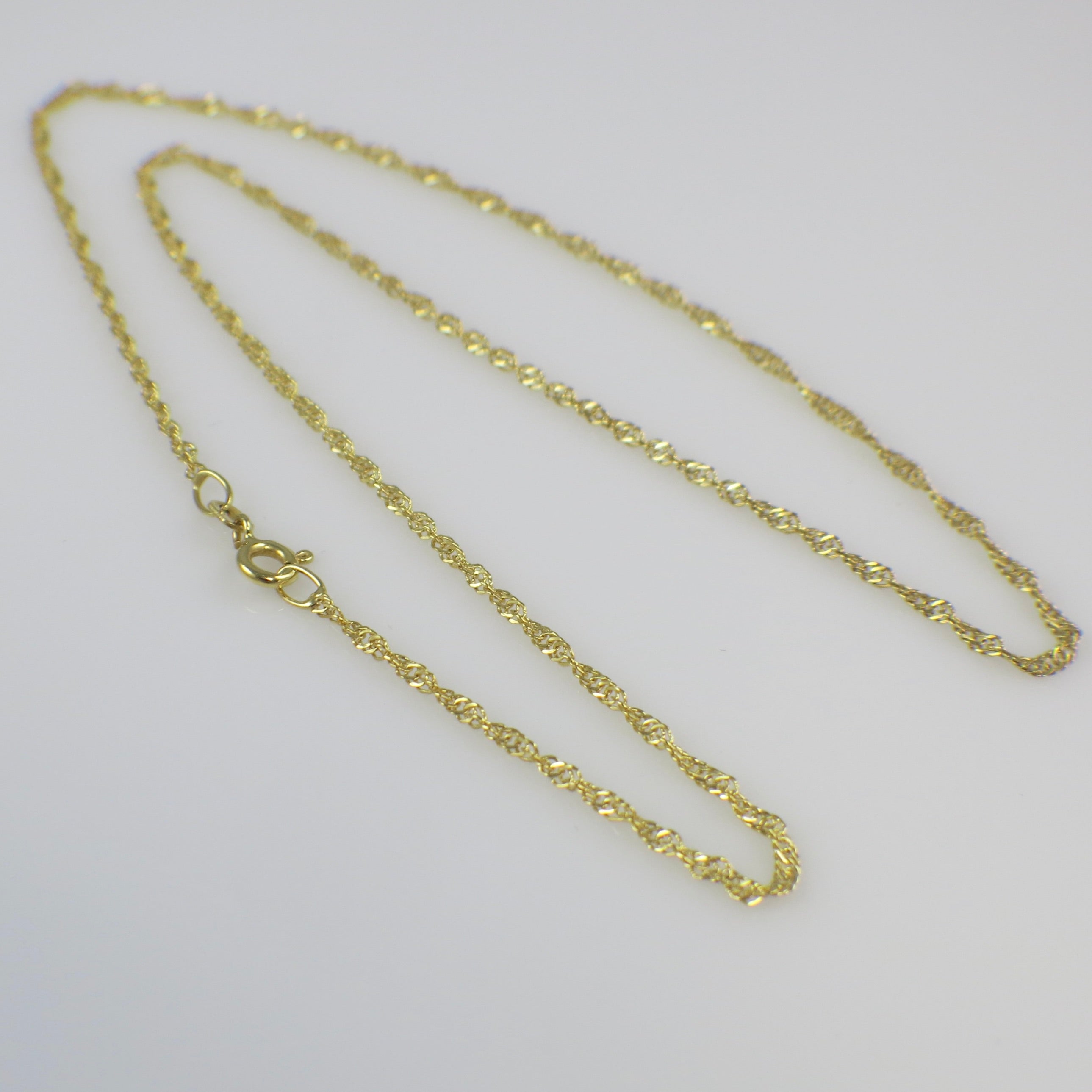 14K Yellow Gold Diamond Cut Singapore Chain – 18 Inch 1.86mm Solid Gold Necklace