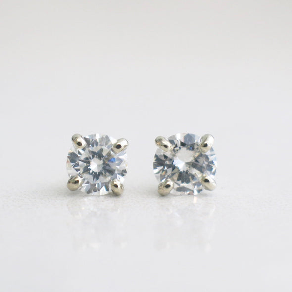 0.80ct Diamond Stud Earrings 14K White Gold Four Prong Setting SI1 I-J Sparkling Classic Gift Jewelry with Matching Backs