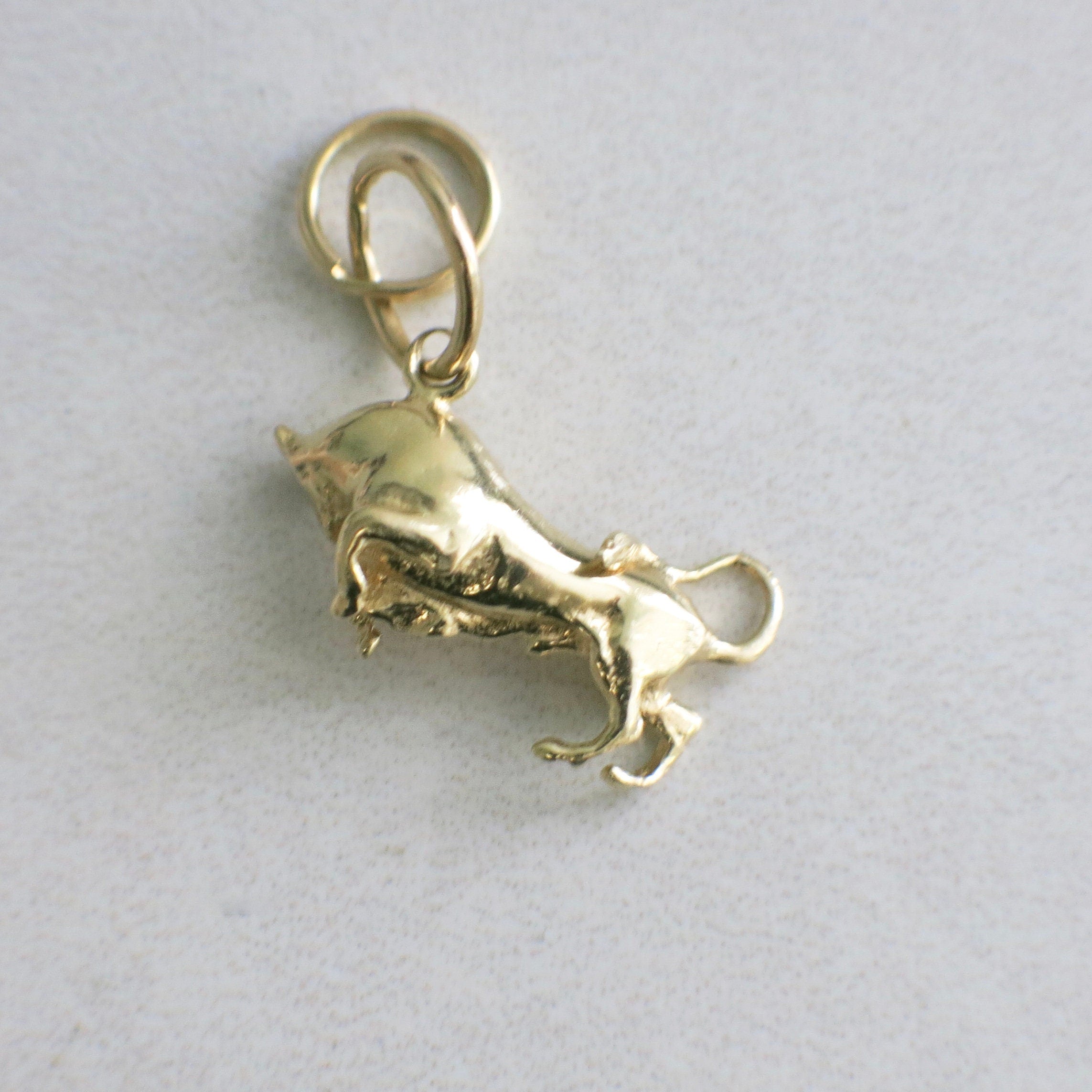 14K Yellow Gold Bull Charm Pendant – Taurus Zodiac Jewelry, Vintage - Black Market LLC