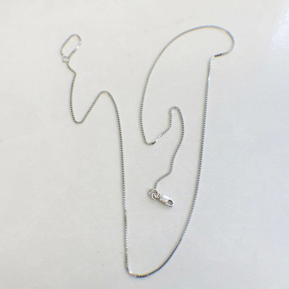 14K White Gold Box Chain Necklace 20 Inch 1mm Vintage Jewelry