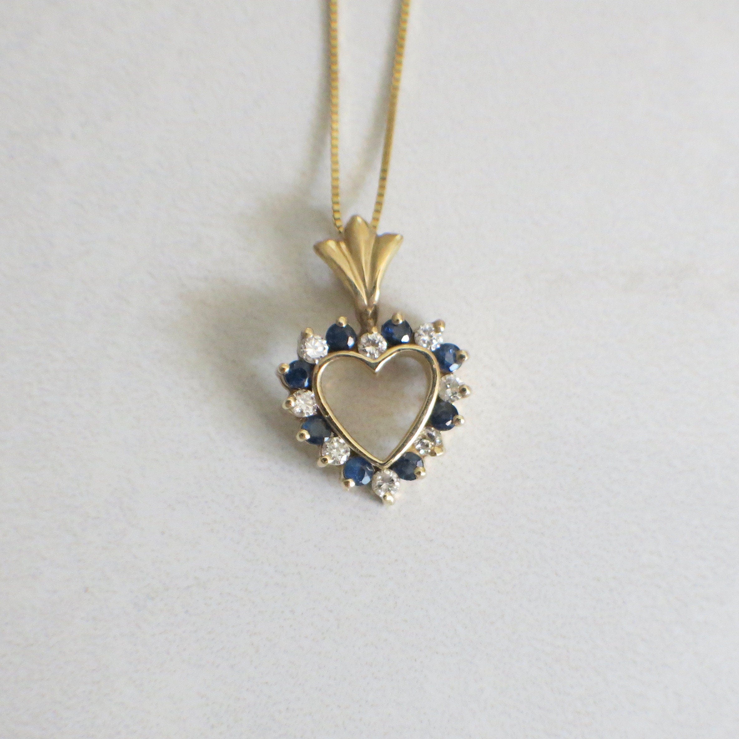 14K Gold Open Heart Pendant with Diamonds & Blue Sapphires – Vintage Necklace, 18 Inch - Black Market LLC