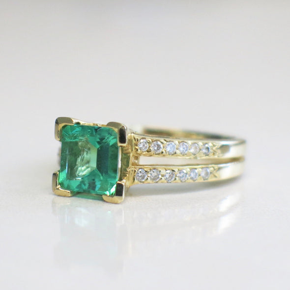 14K Yellow Gold Synthetic Emerald Ring with Diamond Split Shank – Alternative Engagement Ring