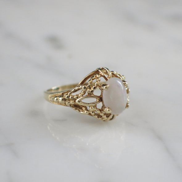 14K Yellow Gold Vintage Opal Ring | Oval Cabochon Fire Opal Filigree Setting Size 7