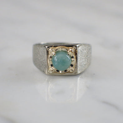 18K Gold Jade Cabochon Ring | White and Yellow Gold Jade Ring | Sage Green Jade Ring | Bead Finish Gold Band | Vintage Gemstone Ring