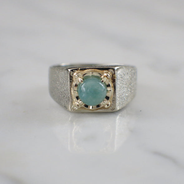 18K Gold Jade Cabochon Ring | White and Yellow Gold Jade Ring | Sage Green Jade Ring | Bead Finish Gold Band | Vintage Gemstone Ring