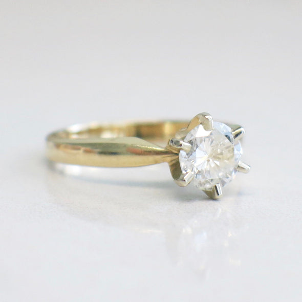 14K Yellow Gold Solitaire Diamond Engagement Ring – .92 CT Round Brilliant, Size 7, Classic Setting