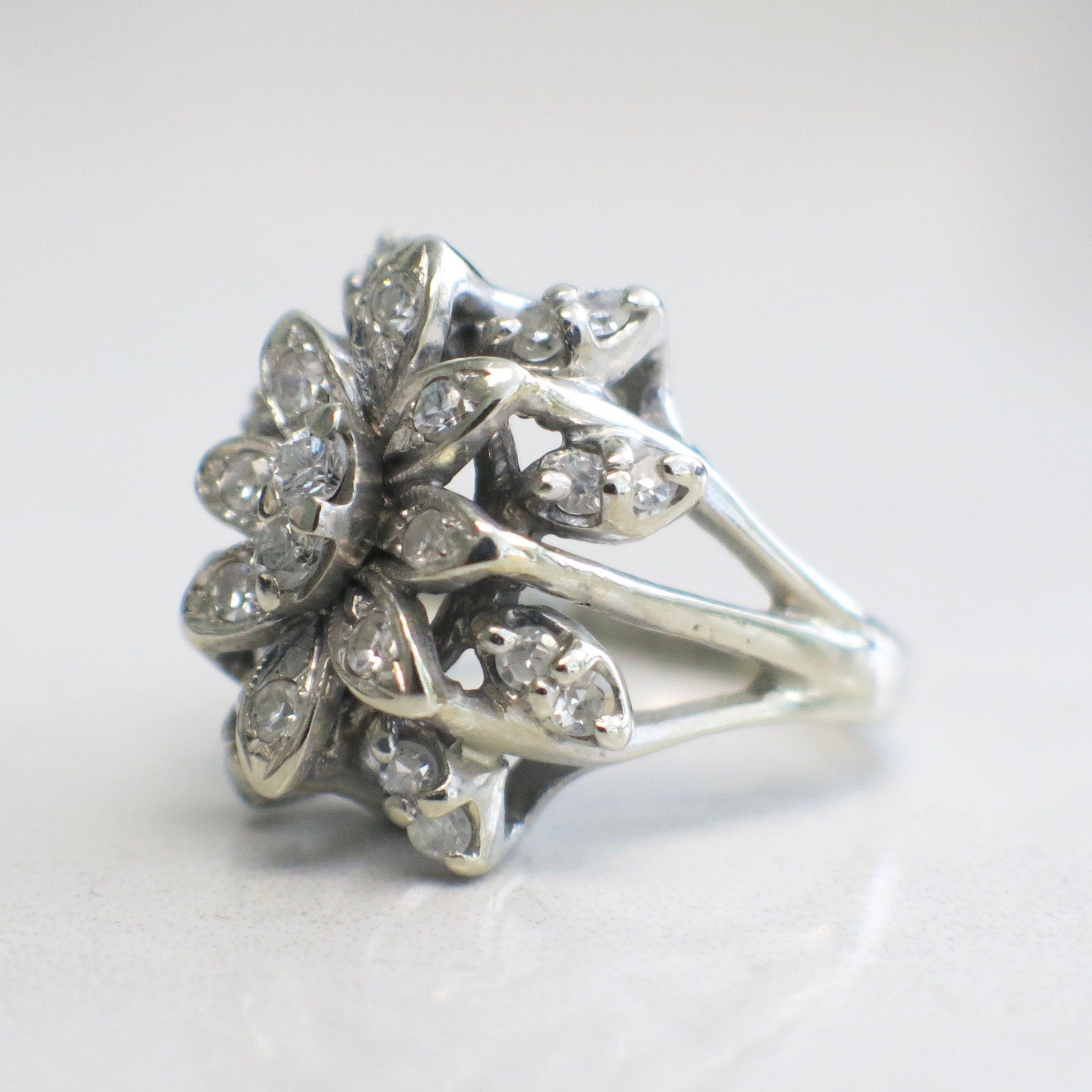 14K White Gold Vintage Diamond Floral Cluster Ring – Early 1900s Milgrain, Size 4 - Black Market LLC