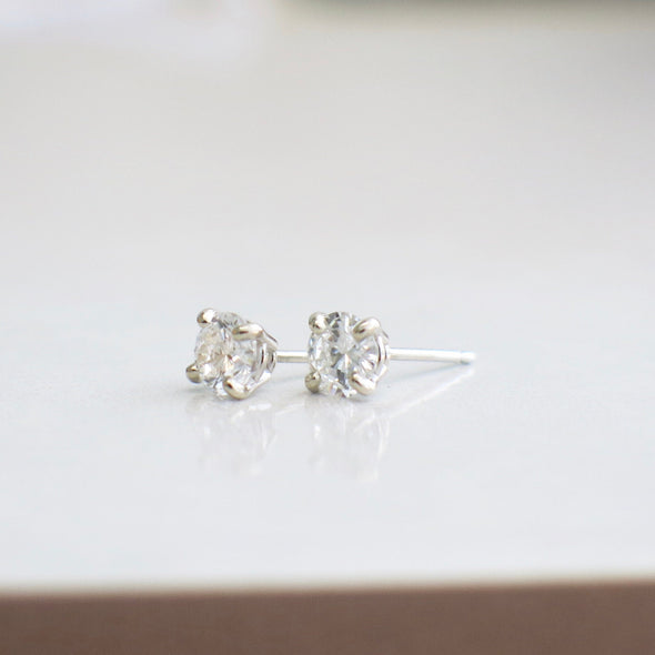 0.80ct Diamond Stud Earrings 14K White Gold Four Prong Setting SI1 I-J Sparkling Classic Gift Jewelry with Matching Backs