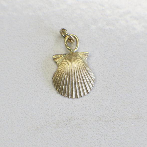 14K Gold Heart Pendant – Vintage Scroll Open Heart with Rose Center