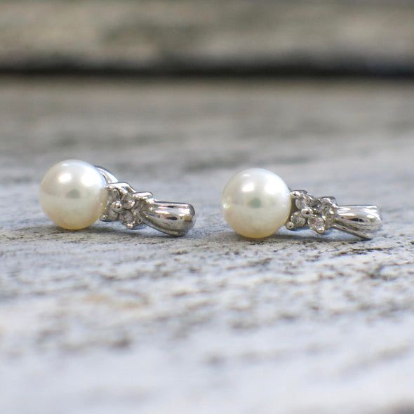 10K White Gold Pearl Earrings – Diamond Floral Stud Earrings