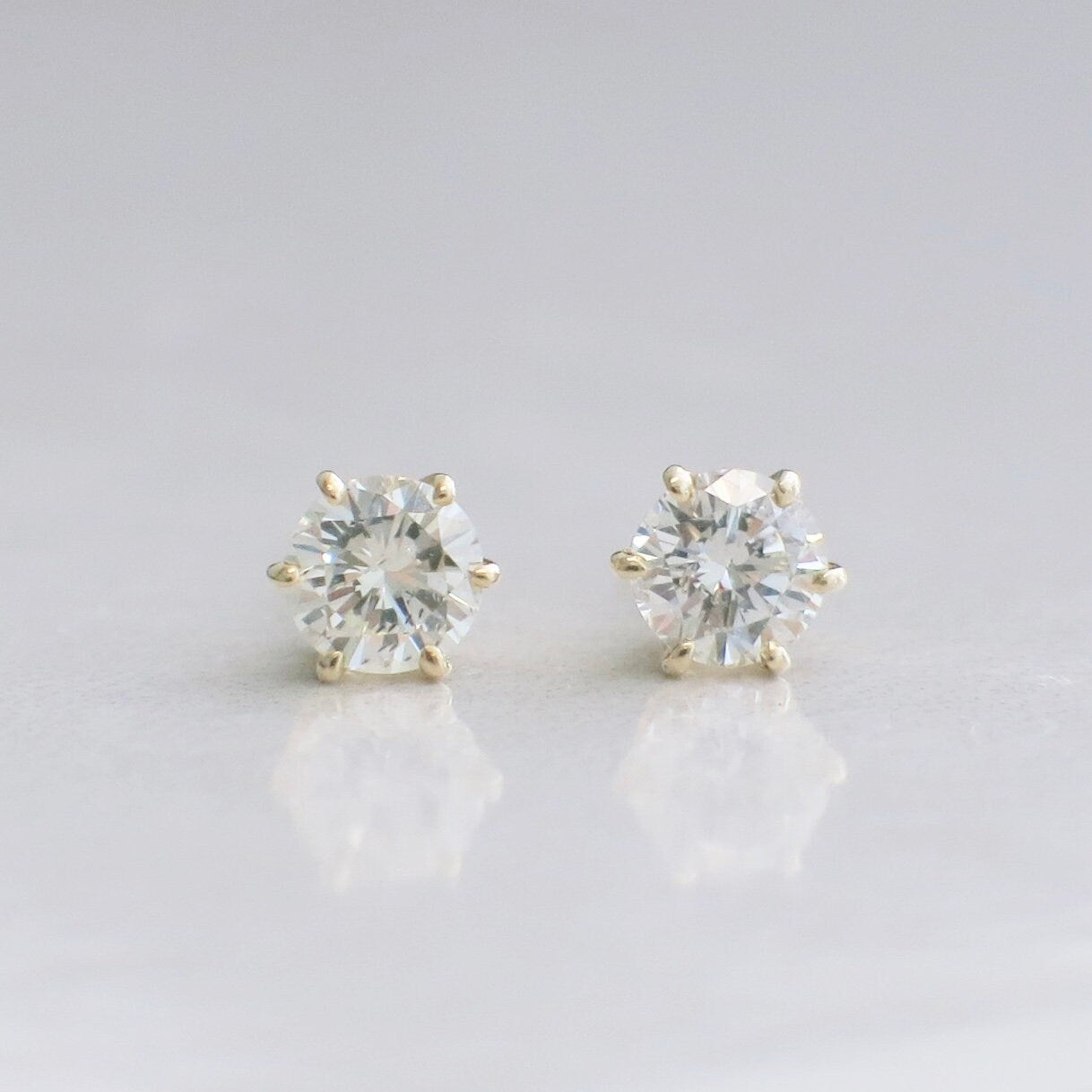0.80ct Diamond Stud Earrings | 14K Yellow Gold Six Prong Setting SI2 I–J - Black Market LLC