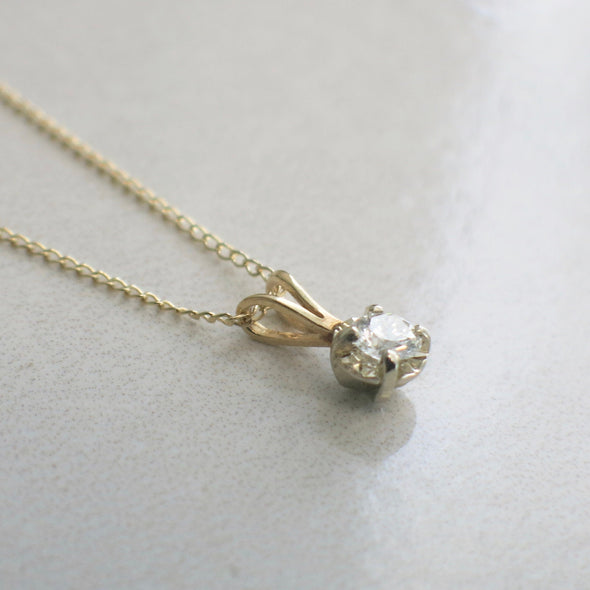 14K Gold Solitaire Diamond Pendant Necklace Vintage Split Bail .25 CT