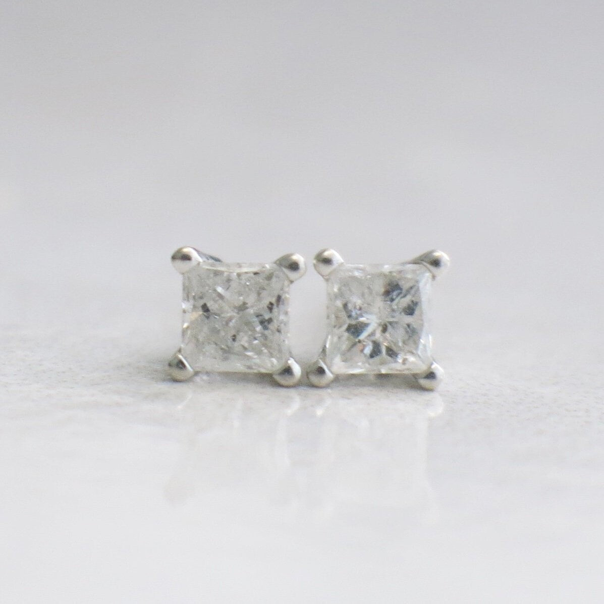 0.44ct Princess Cut Diamond Stud Earrings | 14K White Gold Square Diamond Studs - Black Market LLC