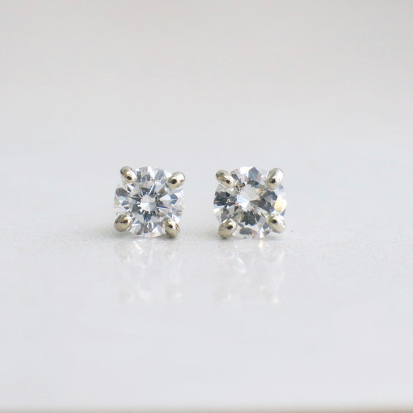 0.80ct Diamond Stud Earrings 14K White Gold Four Prong Setting SI1 I-J Sparkling Classic Gift Jewelry with Matching Backs
