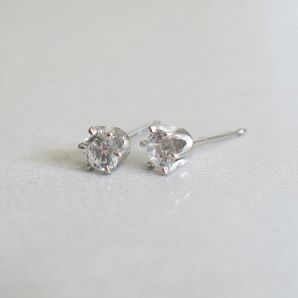 14K White Gold .50 CTW Diamond Stud Earrings
