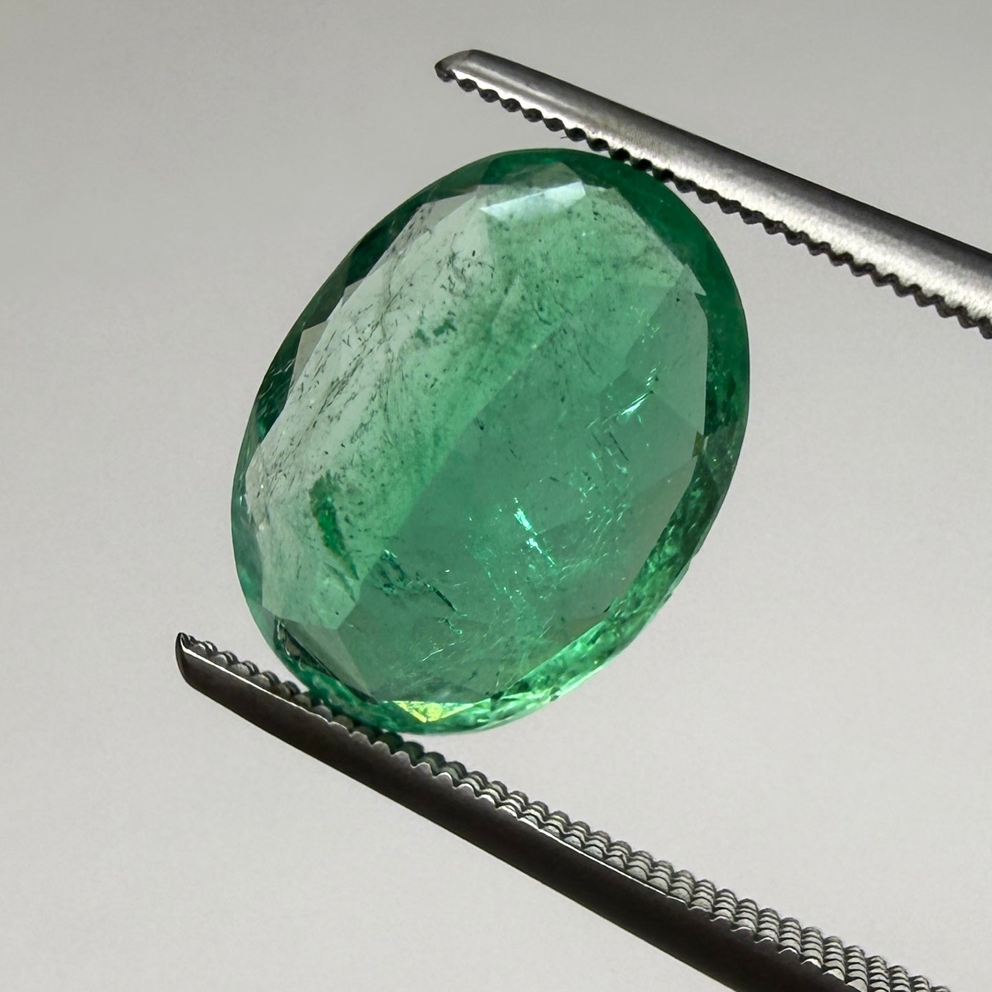 GIA Certified Emerald 2.45ct Oval Green Beryl, F1 Minor Enhancement, 10.54 x 7.94mm