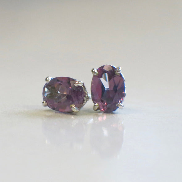 14K White Gold Color-Change Sapphire Stud Earrings | Oval Filigree Set 2.00 CTW