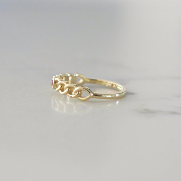 14K Yellow Gold Ruby Curb Chain Bezel Ring Stackable Modern Band