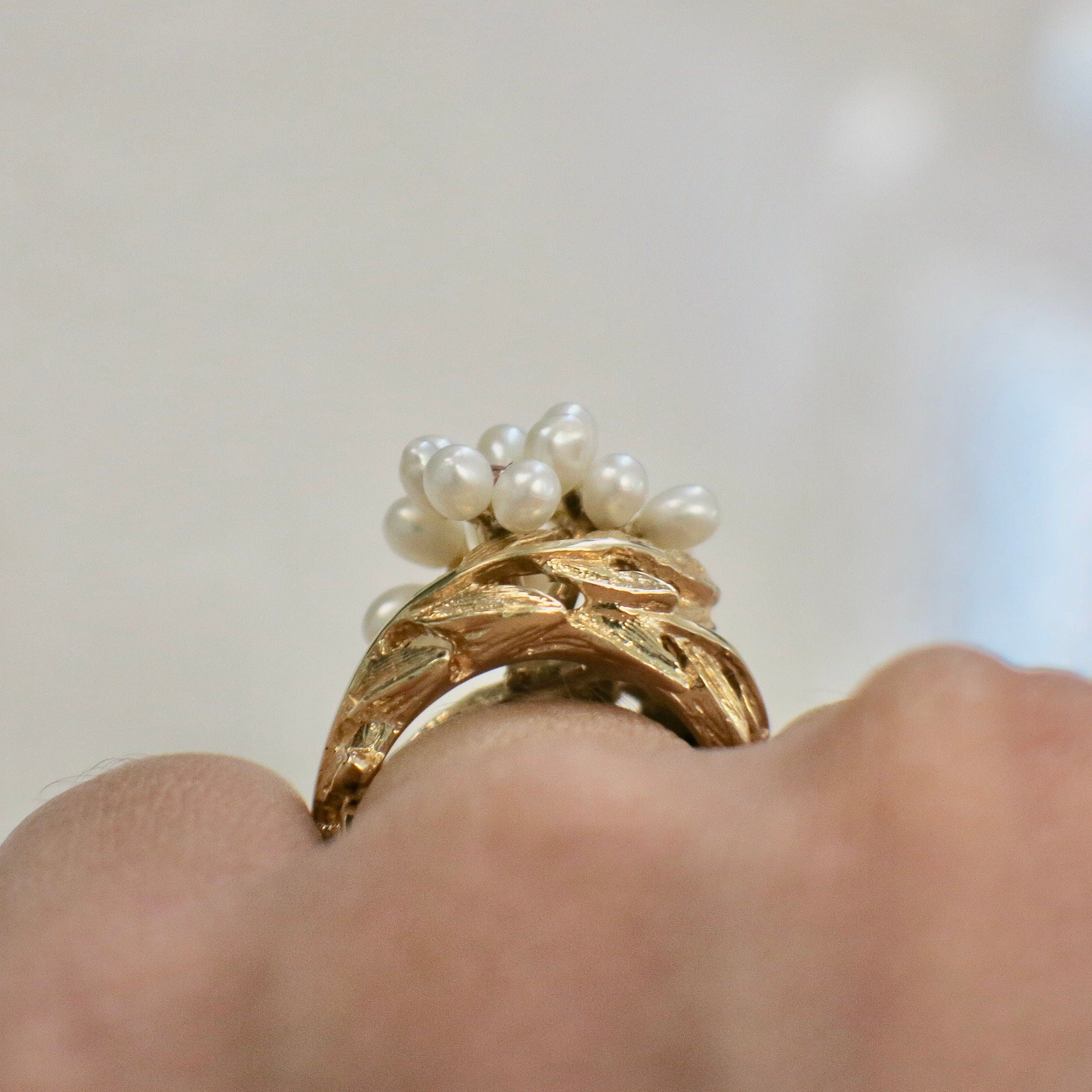 Vintage 14K Yellow Gold Pearl and Ruby Leaf Ring – Nature Motif Cluster, Size 6.5 - Black Market LLC