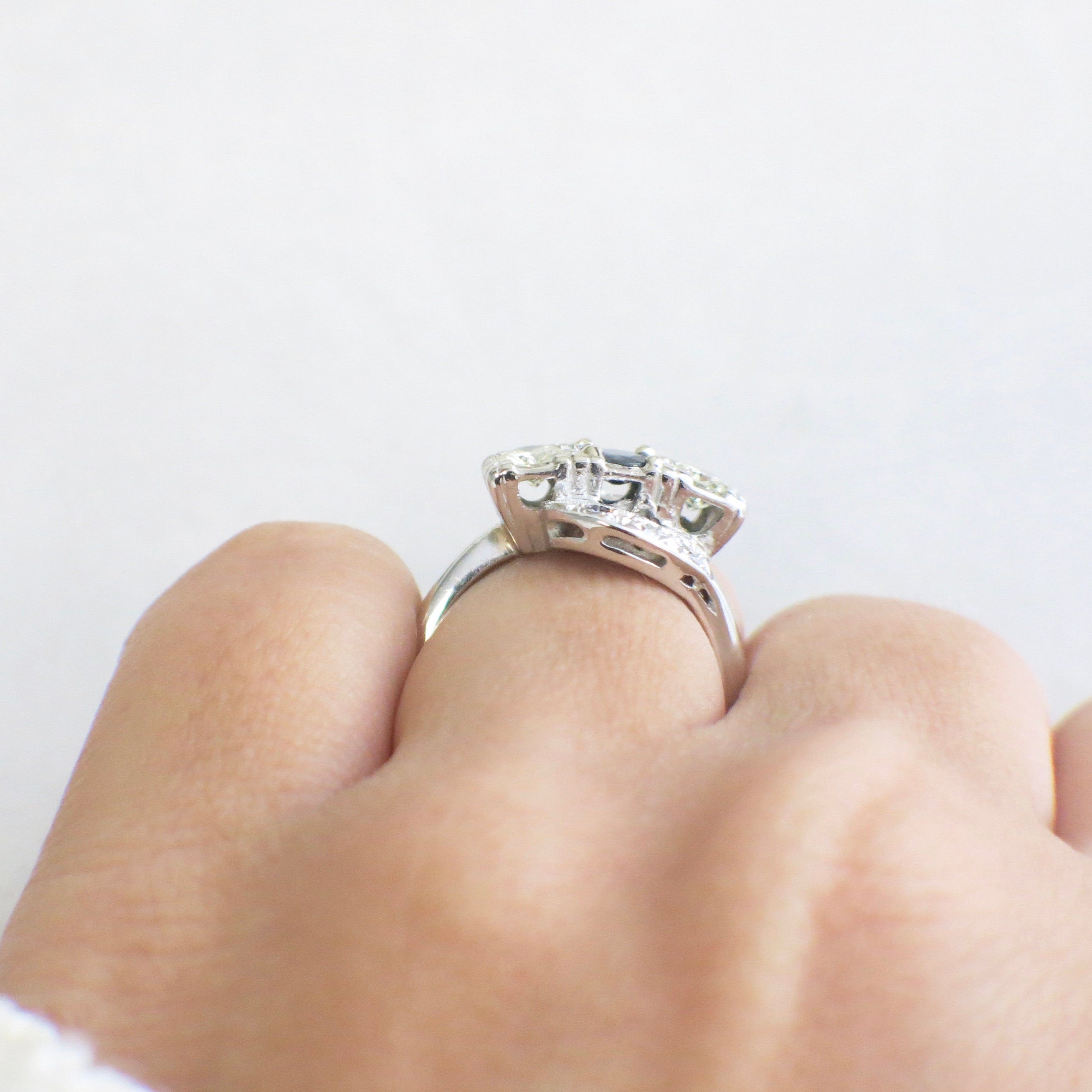 14K White Gold Sapphire and Diamond Art Deco Ring – Milgrain Detail, Size 5.75 - Black Market LLC