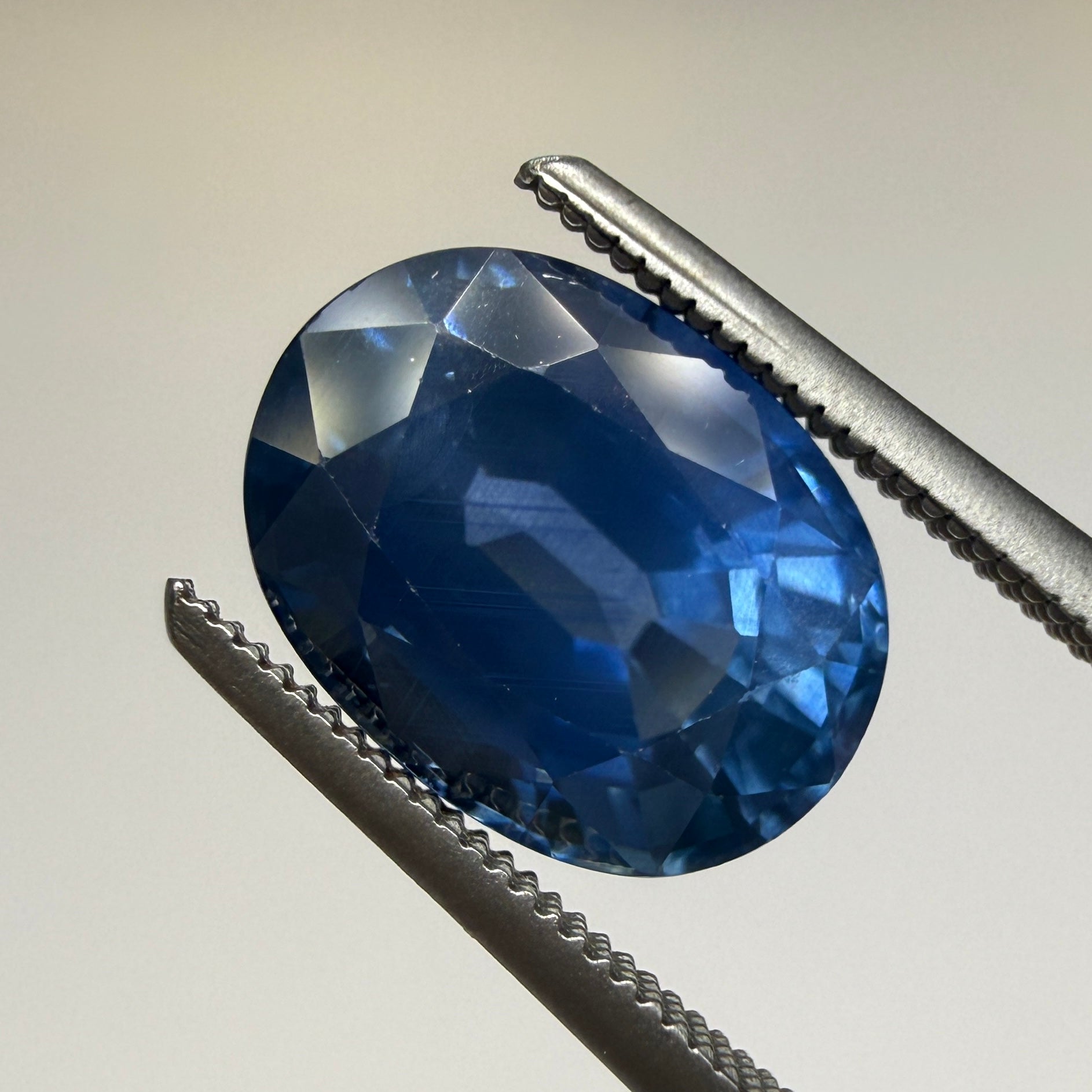 GIA Blue Sapphire 2.36ct Oval, Heated Natural Sapphire, 8.70 x 6.47mm