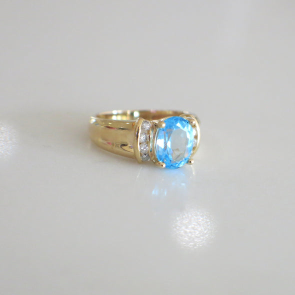 14K Yellow Gold Swiss Blue Topaz and Diamond Oval Ring – Size 6