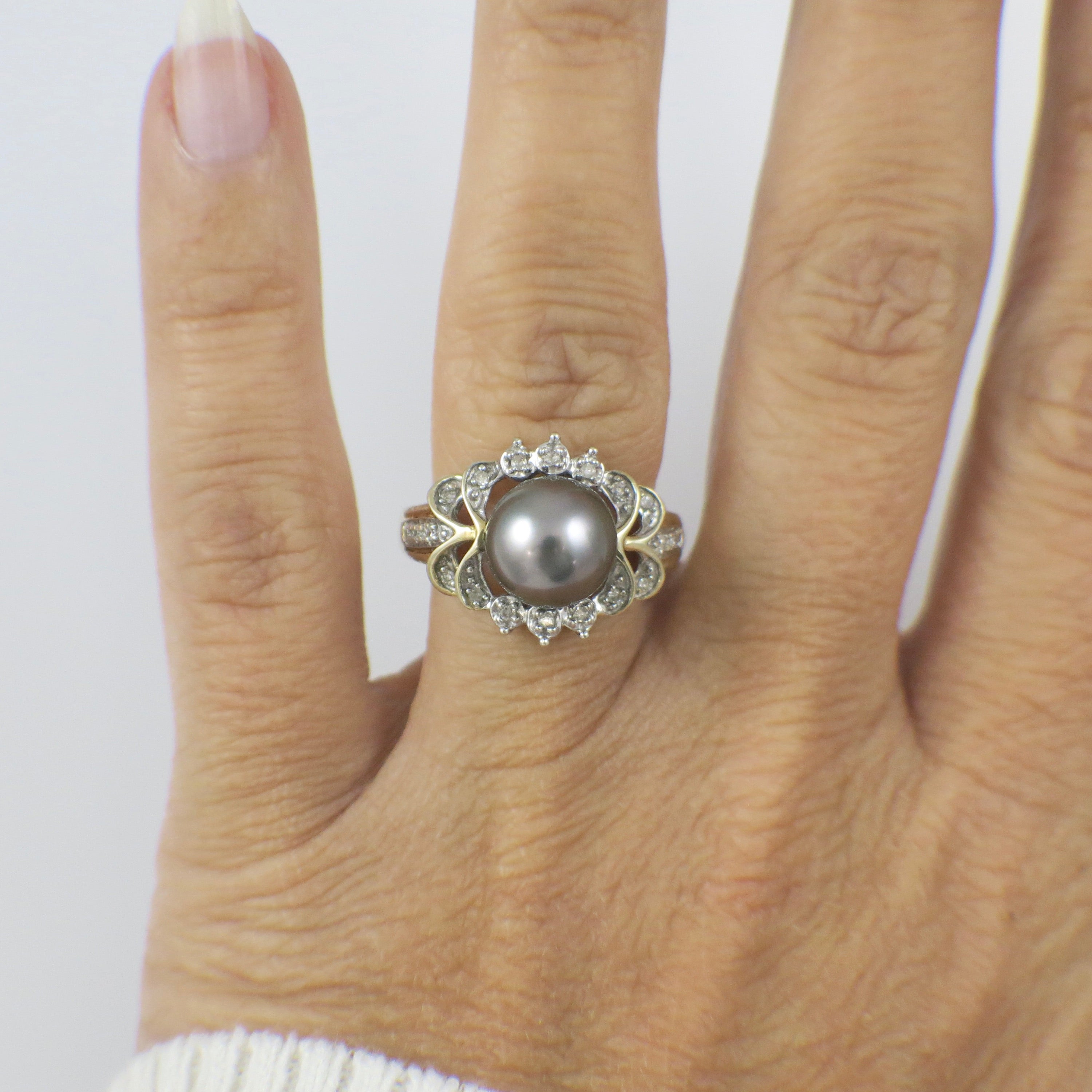 14K Yellow Gold Black Pearl Ring – 9.2mm Pearl with Diamond Accents, Vintage Floral Cluster