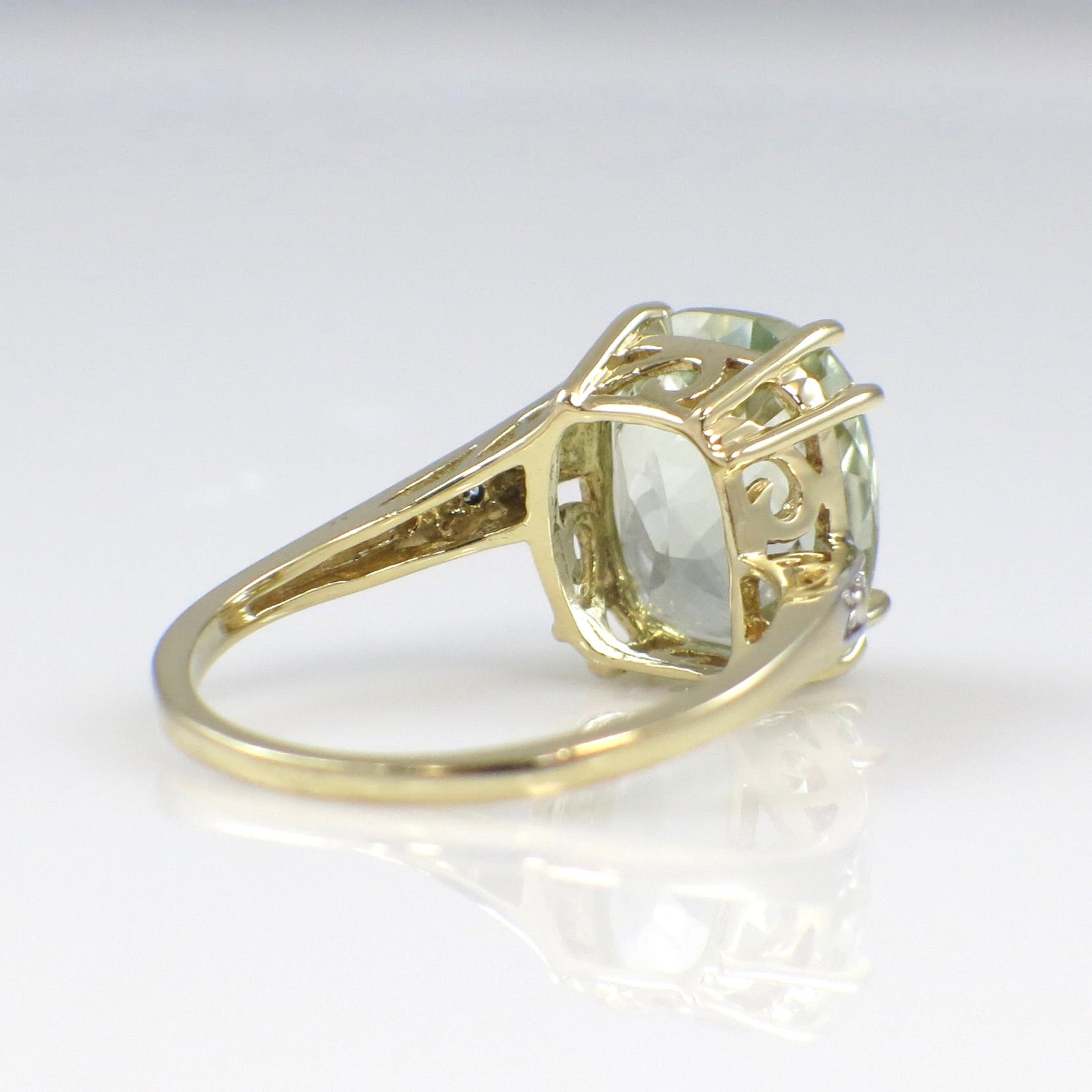 Vintage 14K Gold Prasiolite Quartz Ring with Diamond Accents